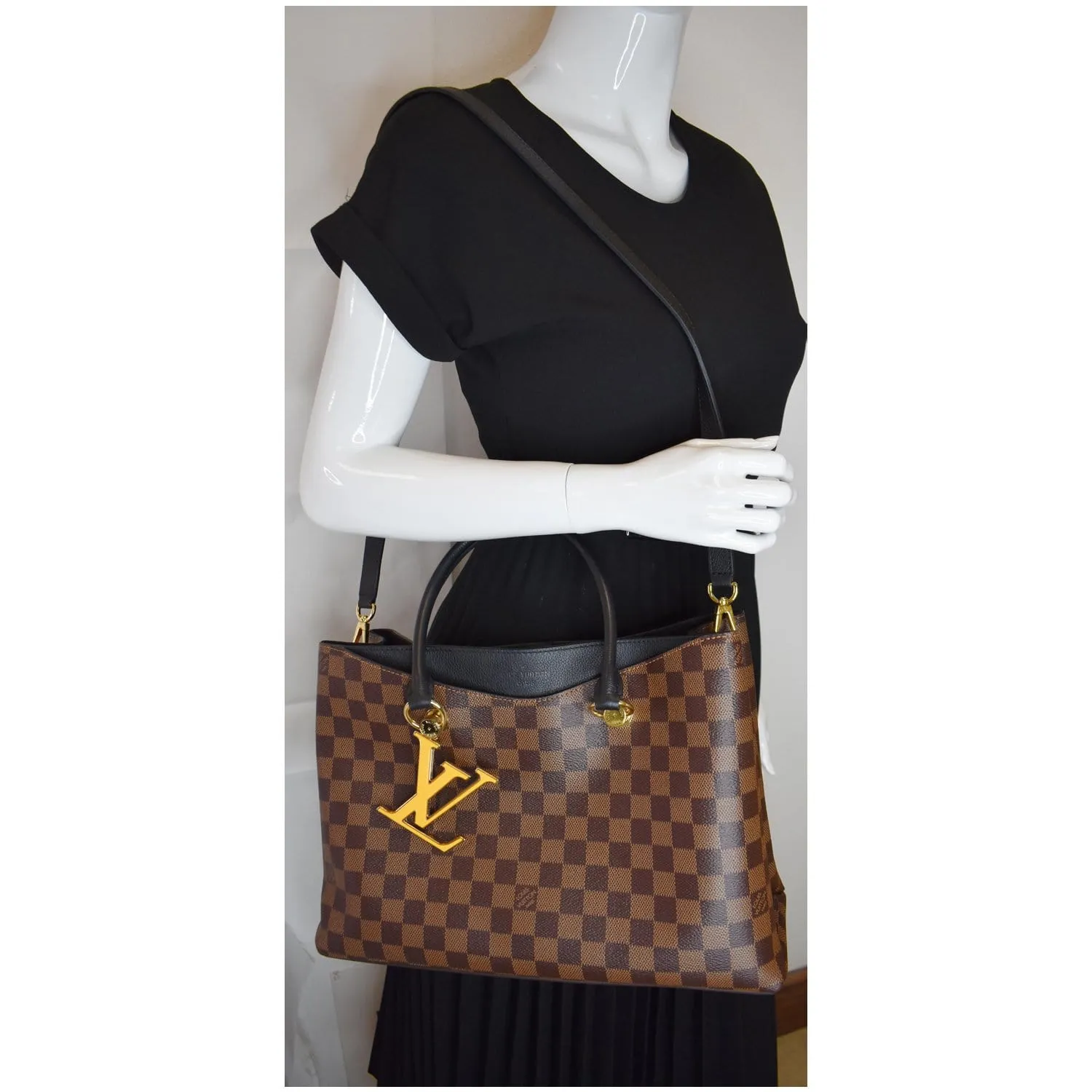 LOUIS VUITTON LV Riverside Damier Ebene Shoulder Bag Noir