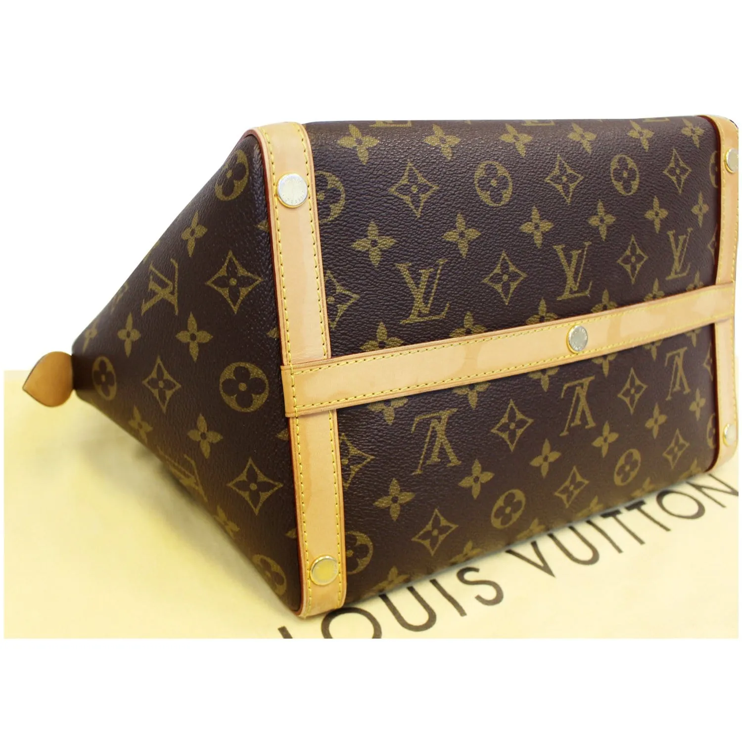 LOUIS VUITTON Marais MM Monogram Canvas Satchel Bag