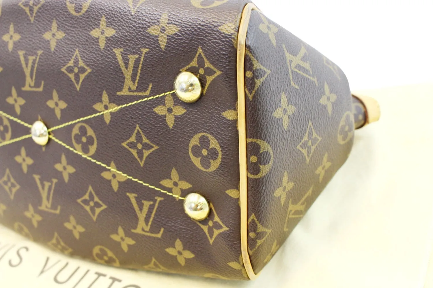 LOUIS VUITTON Monogram Canvas Tivoli PM Shoulder Handbag