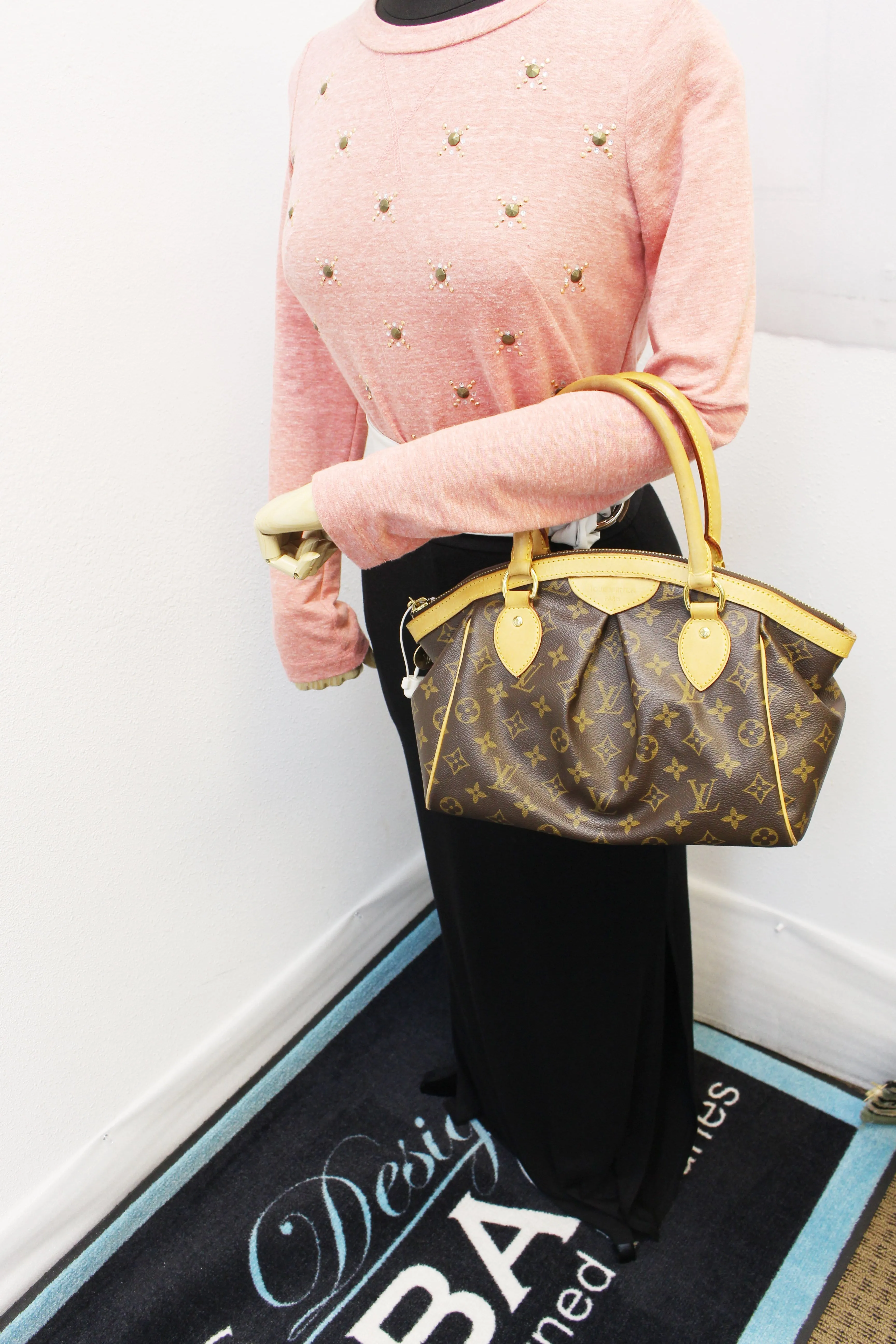 LOUIS VUITTON Monogram Canvas Tivoli PM Shoulder Handbag