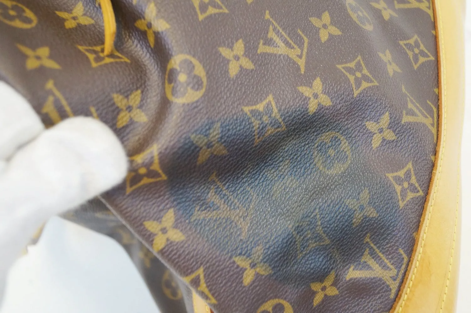 LOUIS VUITTON Monogram Large Noe Shoulder Bag