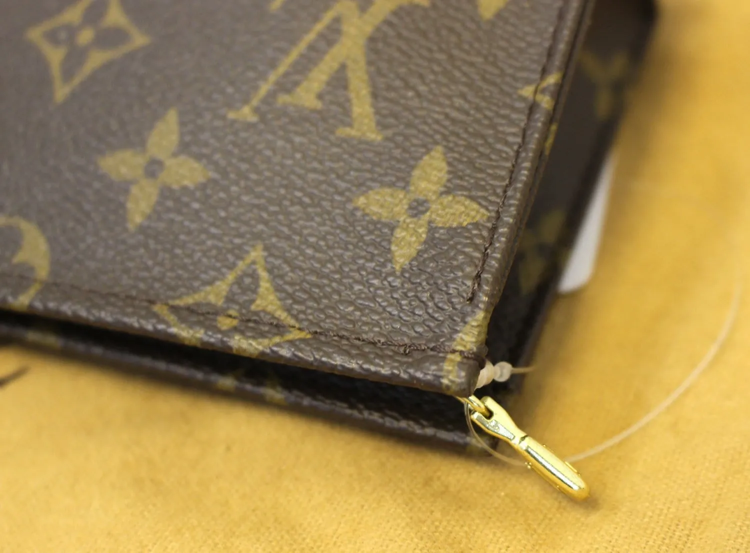 LOUIS VUITTON Monogram Poche Toilette 15 Cosmetics Pouch