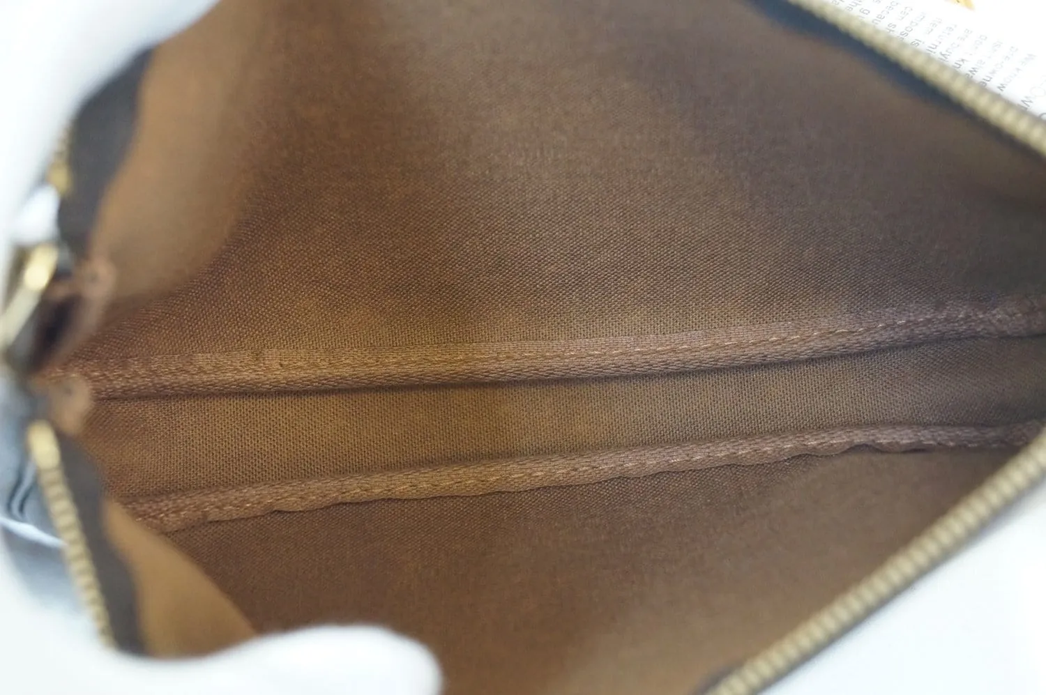 LOUIS VUITTON Monogram Pochette Accessoires Long Shoulder Pouch