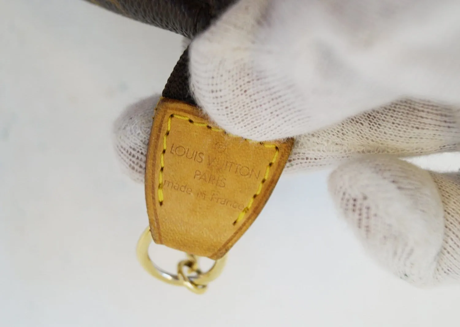 LOUIS VUITTON Monogram Pochette Accessoires Pouch
