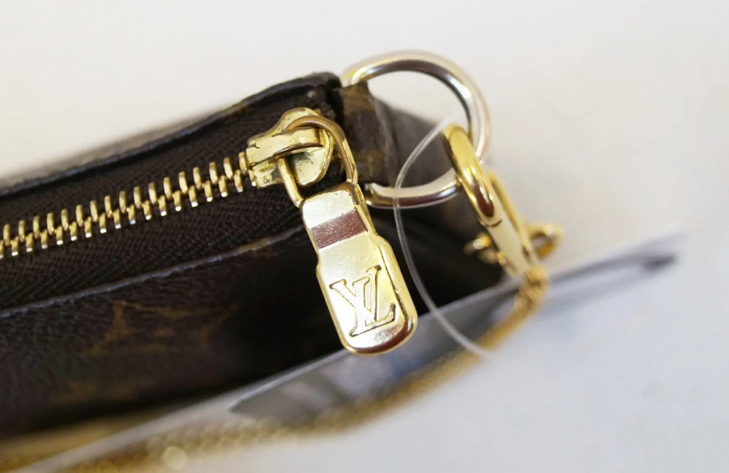 LOUIS VUITTON Monogram Pochette Accessoires Pouch