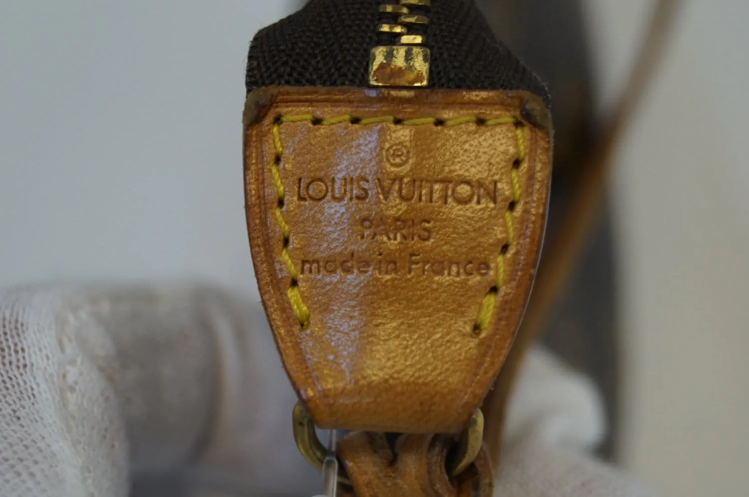 LOUIS VUITTON Monogram Pochette Accessoires Pouch
