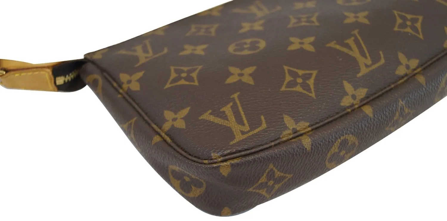 LOUIS VUITTON Monogram Pochette Accessoires Pouch