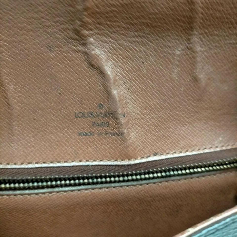 Louis Vuitton Monogram Saint Cloud GM Crossbody Bag 863468