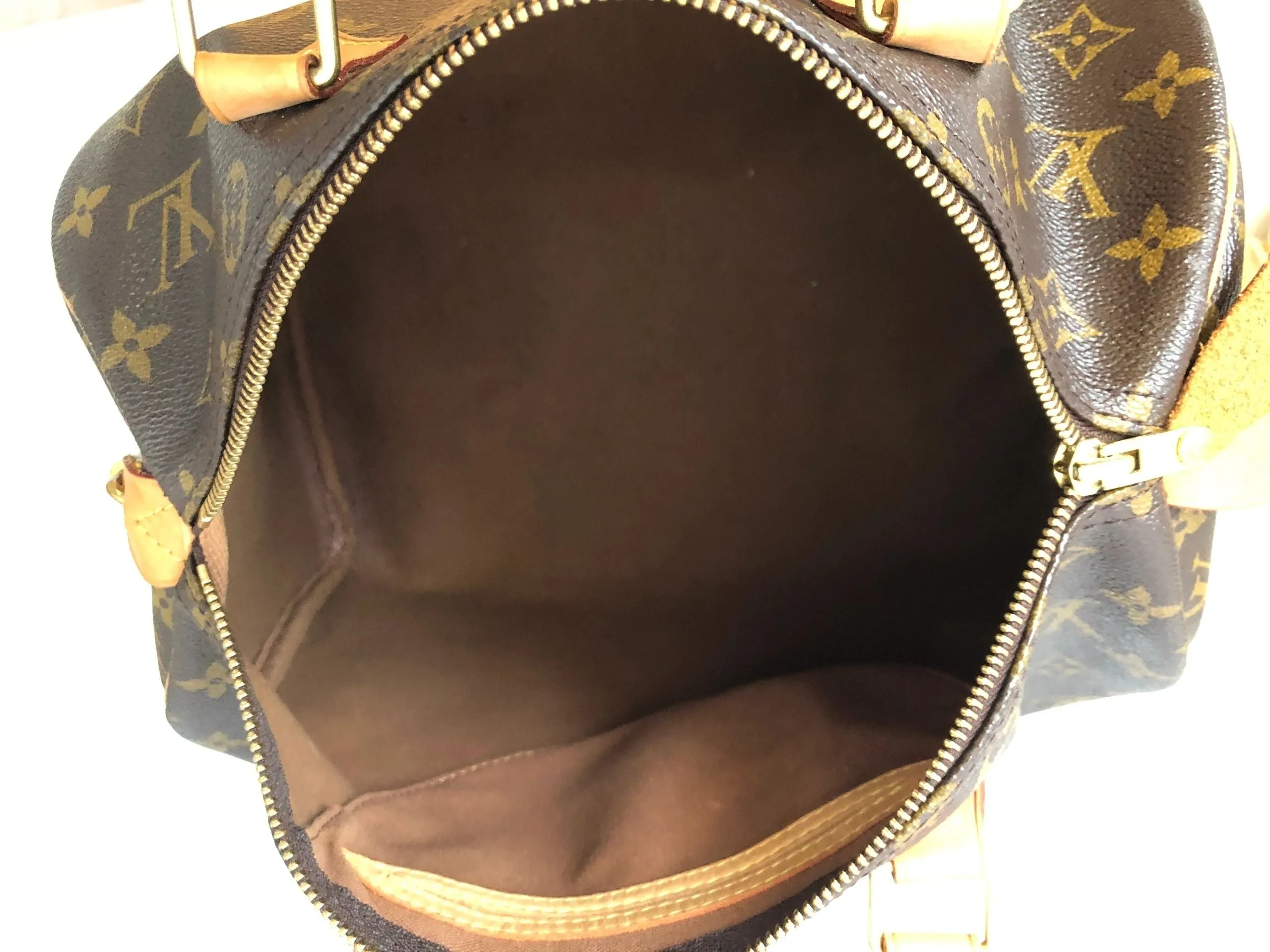 Louis Vuitton Monogram Speedy 30