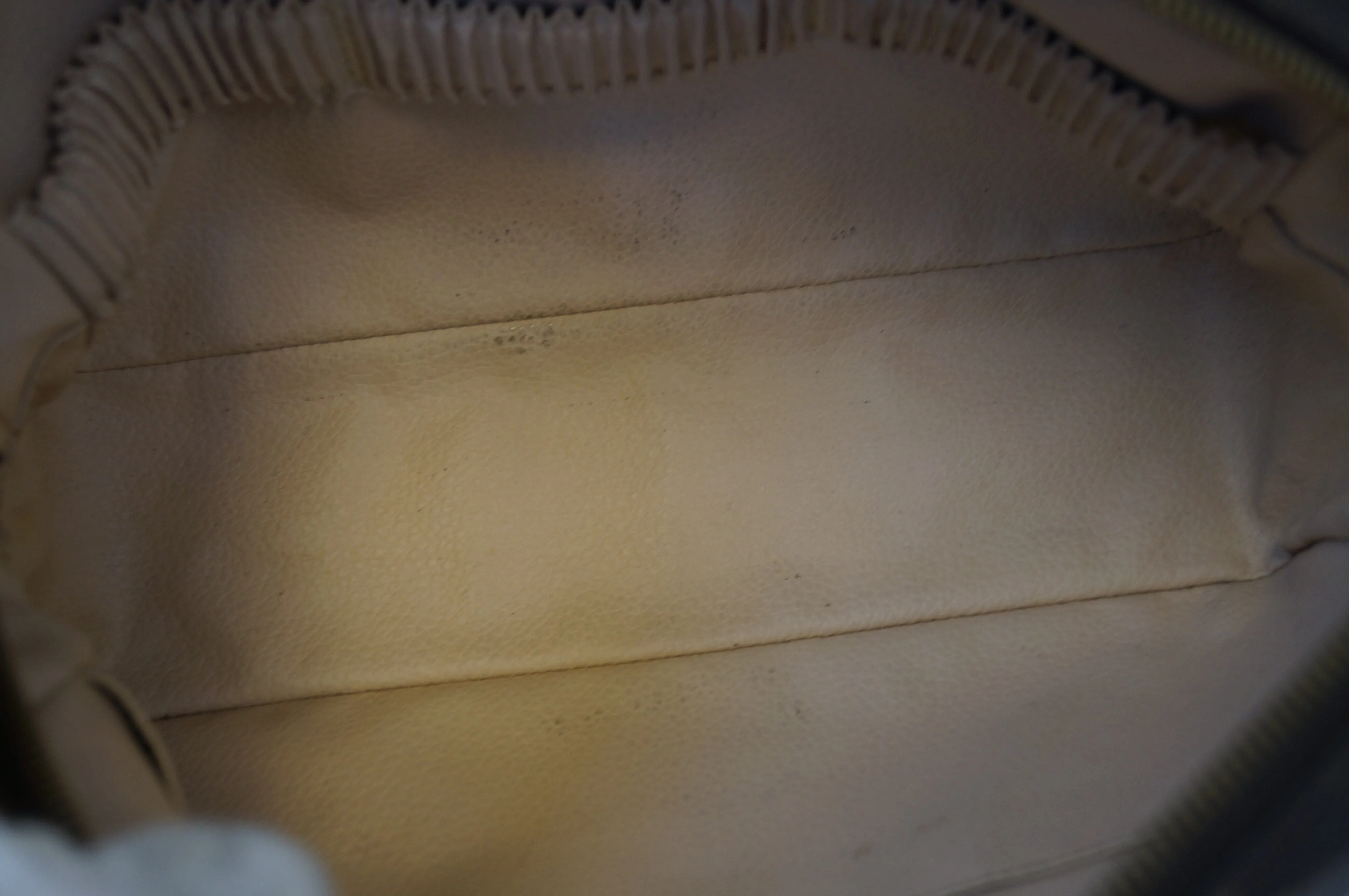 LOUIS VUITTON Monogram Trousse Toilette 28 Cosmetic Pouch