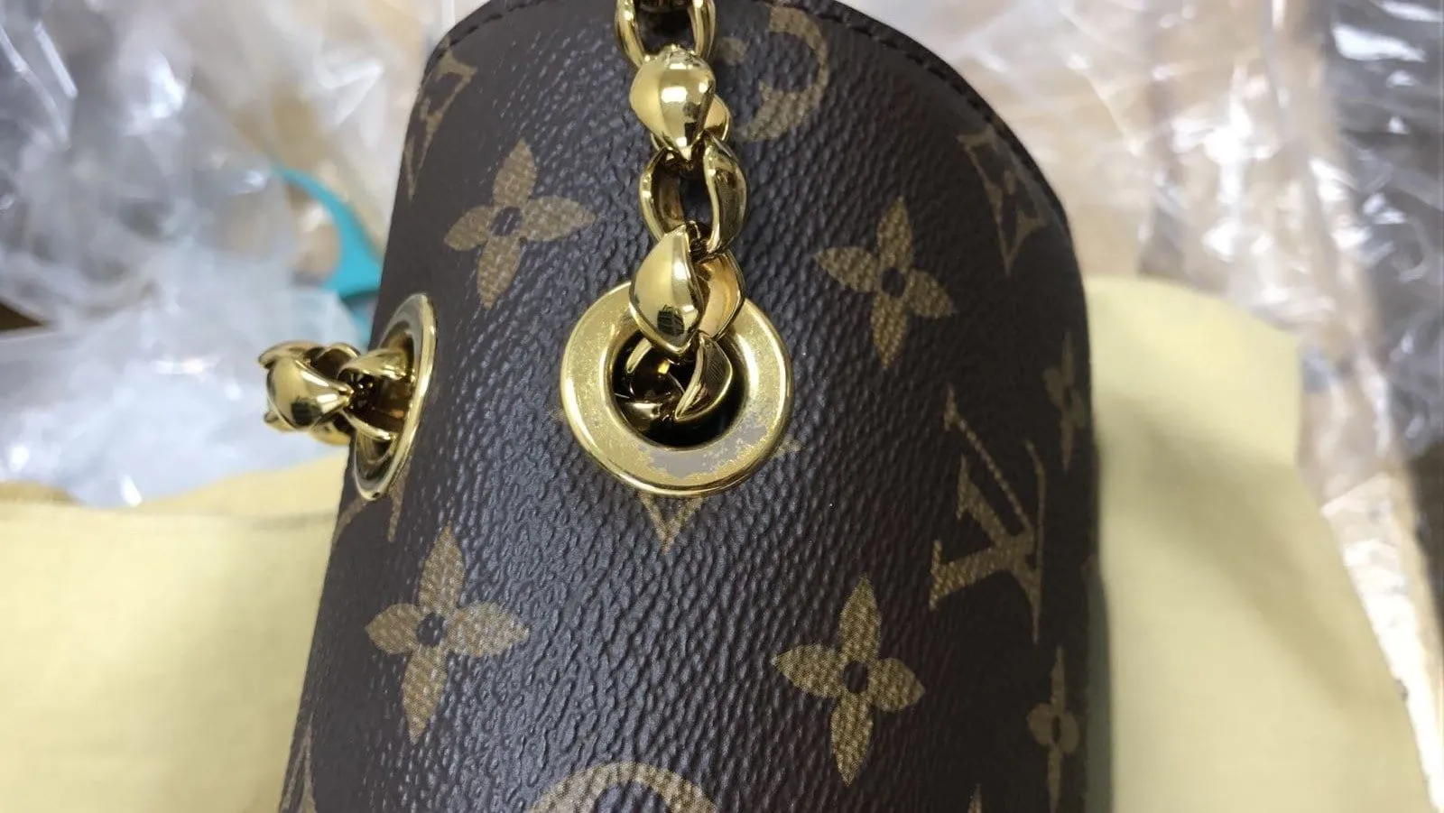 LOUIS VUITTON Monogram Victoire Shoulder Bag