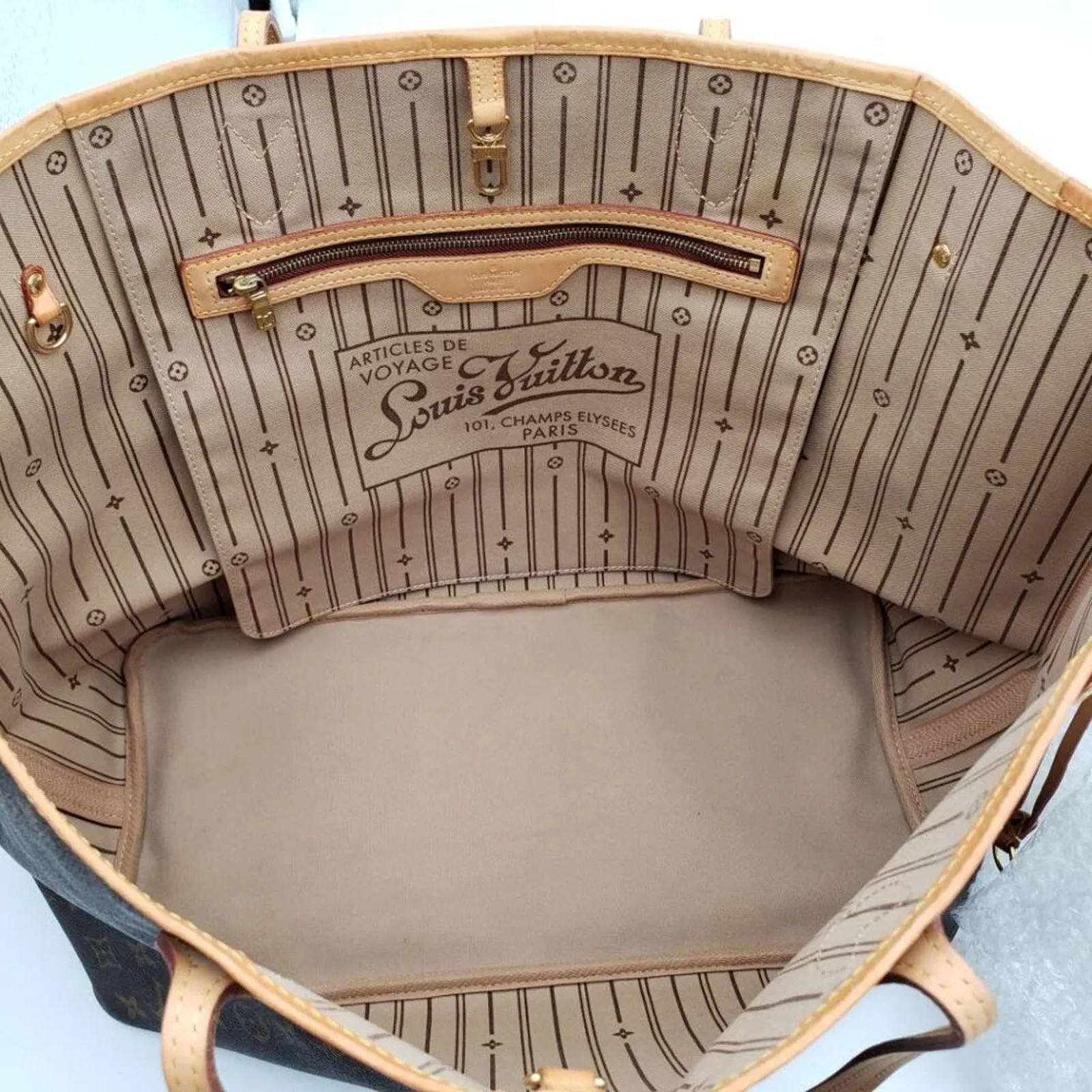Louis Vuitton Neverfull GM Brown Monogram Canvas Shoulder Bag
