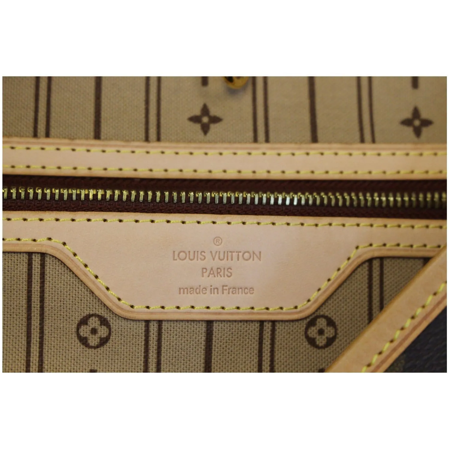 LOUIS VUITTON Neverfull MM Monogram Canvas Tote Bag Brown