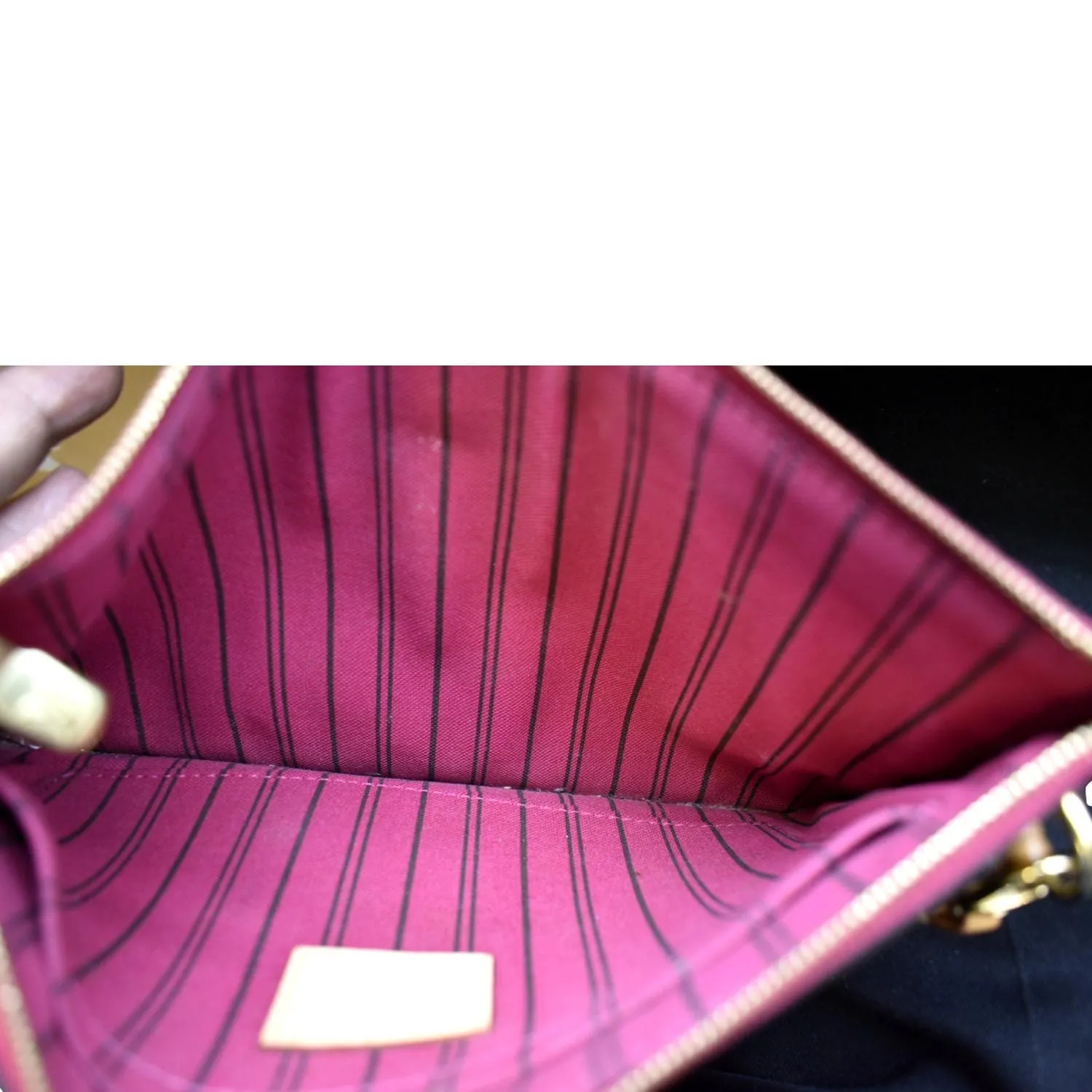 LOUIS VUITTON  Neverfull Monogram Canvas Pochette Wristlet Pouch Fuchsia
