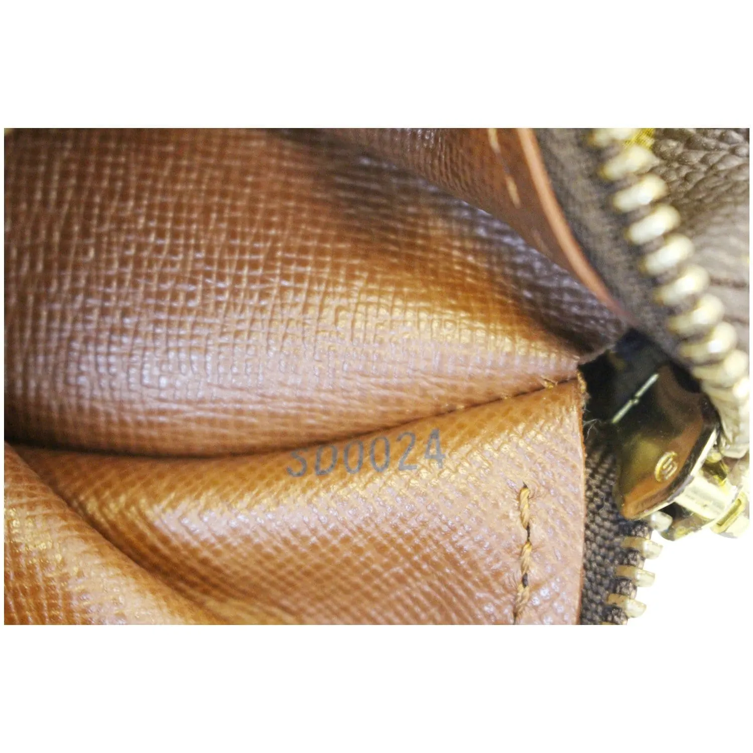 LOUIS VUITTON Papillon 26 Monogram Canvas Handbag