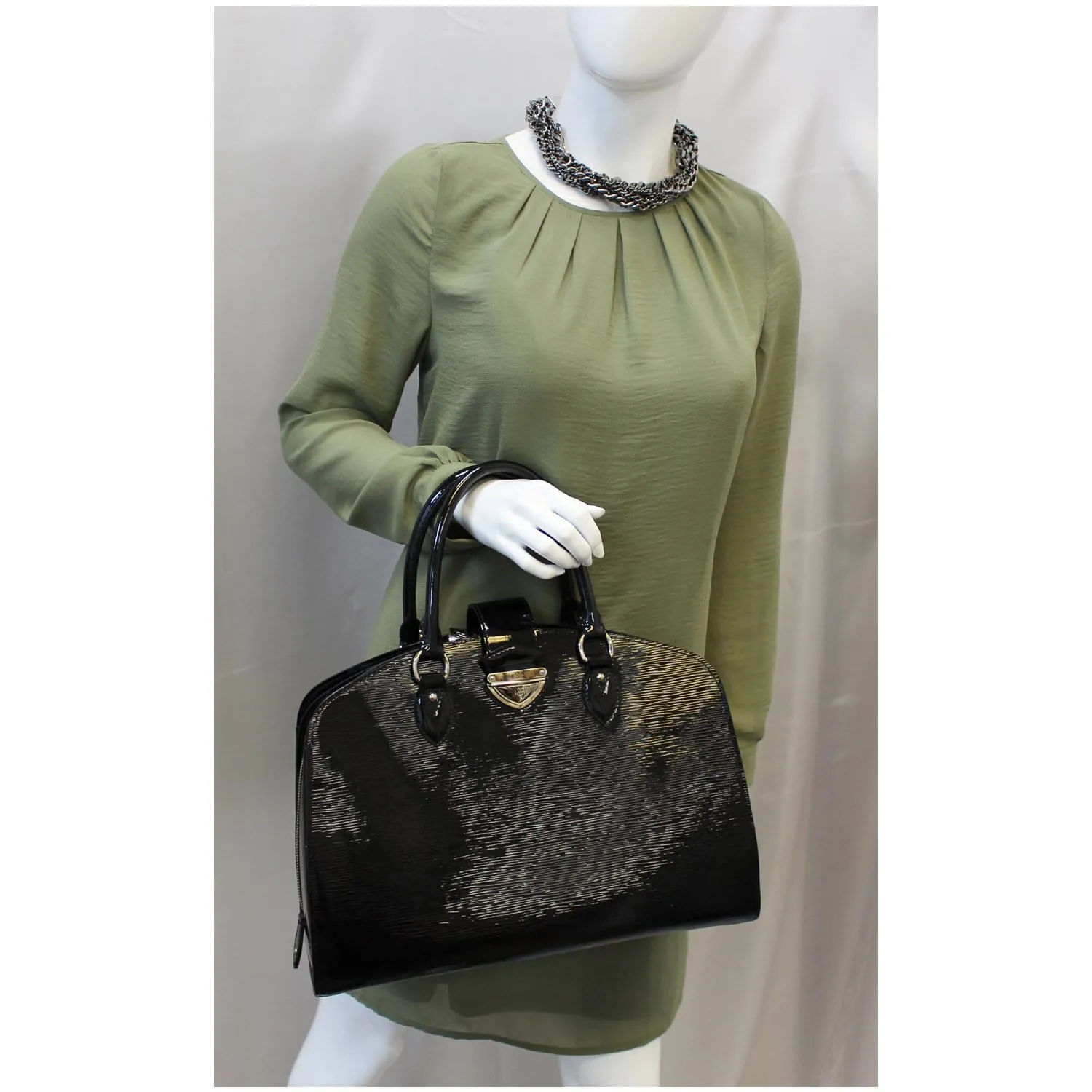 LOUIS VUITTON Pont-Neuf GM Epi Electric Leather Satchel Bag Black