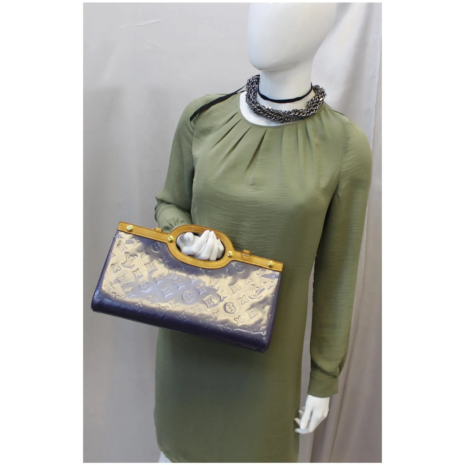 LOUIS VUITTON Roxbury Drive Monogram Vernis Clutch Bag Blue