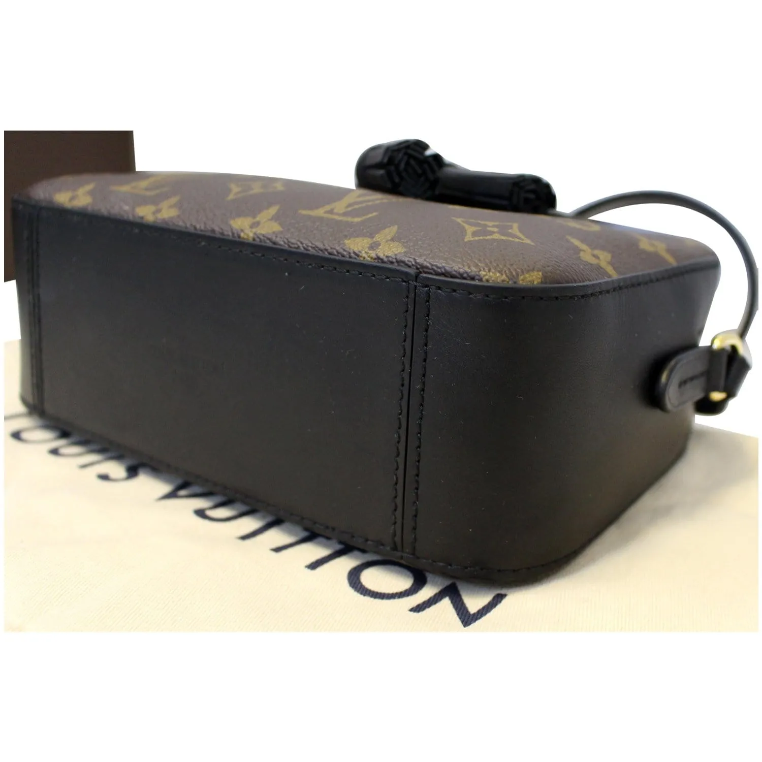 LOUIS VUITTON Saintonge Monogram Canvas Shoulder Bag Noir Black