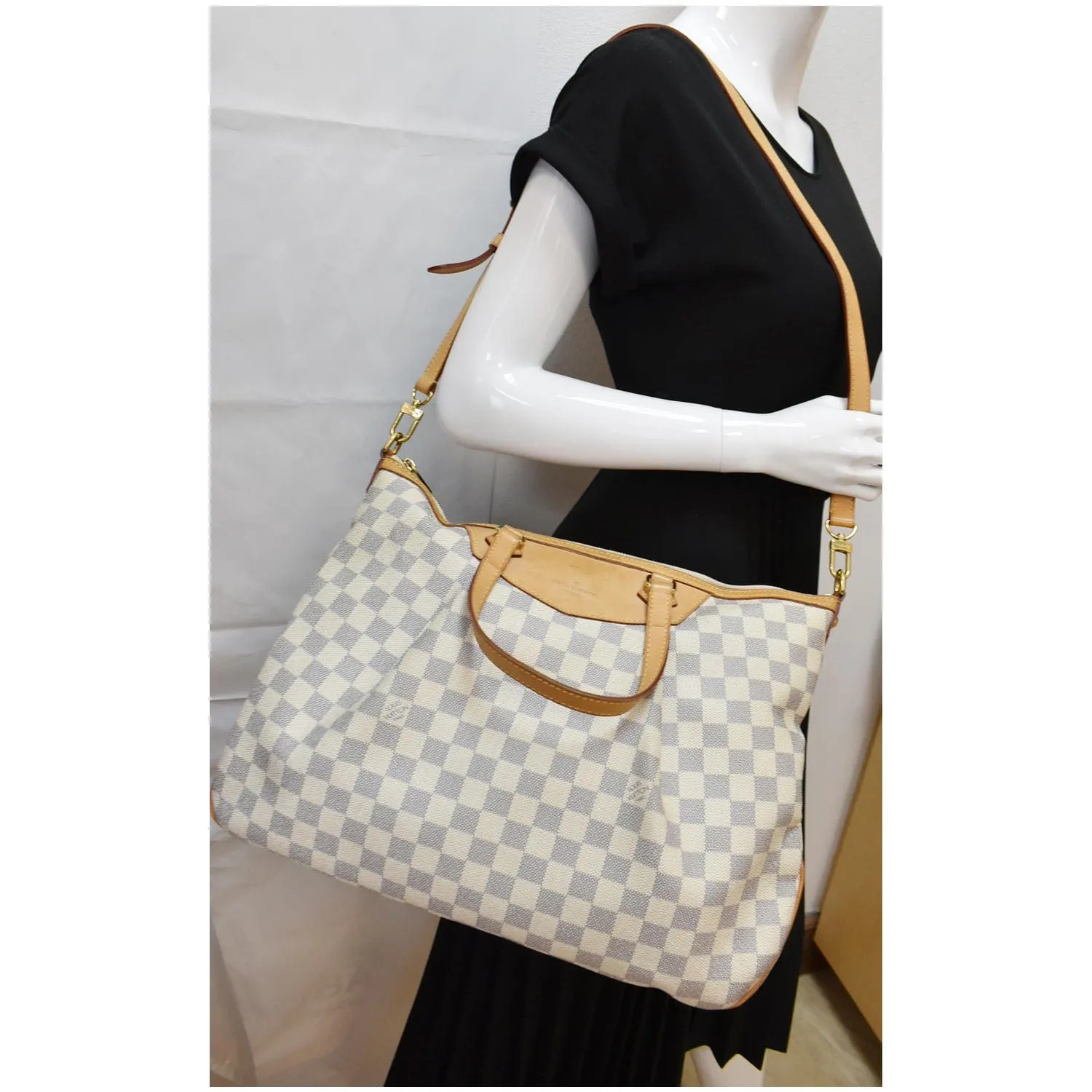 LOUIS VUITTON Siracusa GM Damier Azur Shoulder Bag White- 10% OFF