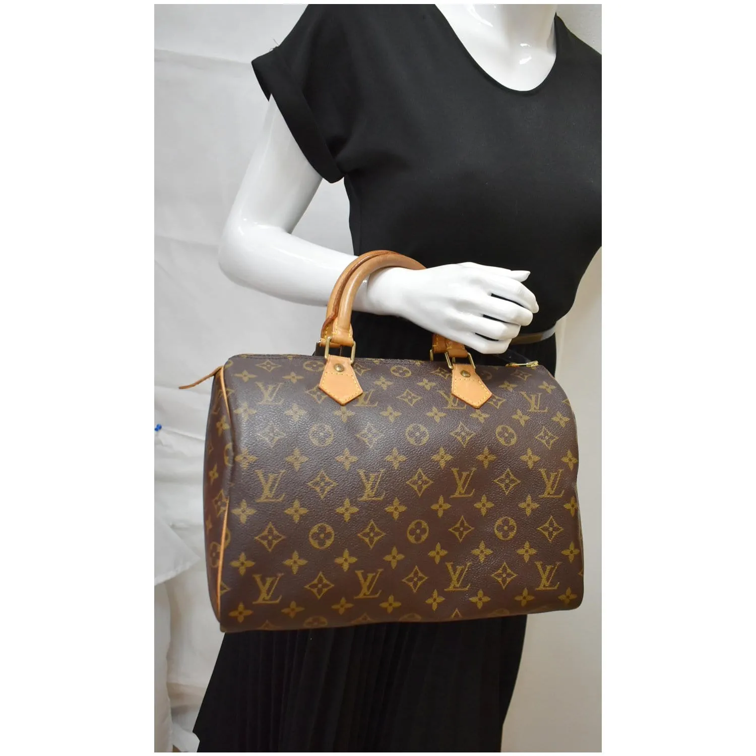 LOUIS VUITTON Speedy 30 Monogram Canvas Satchel Bag Brown
