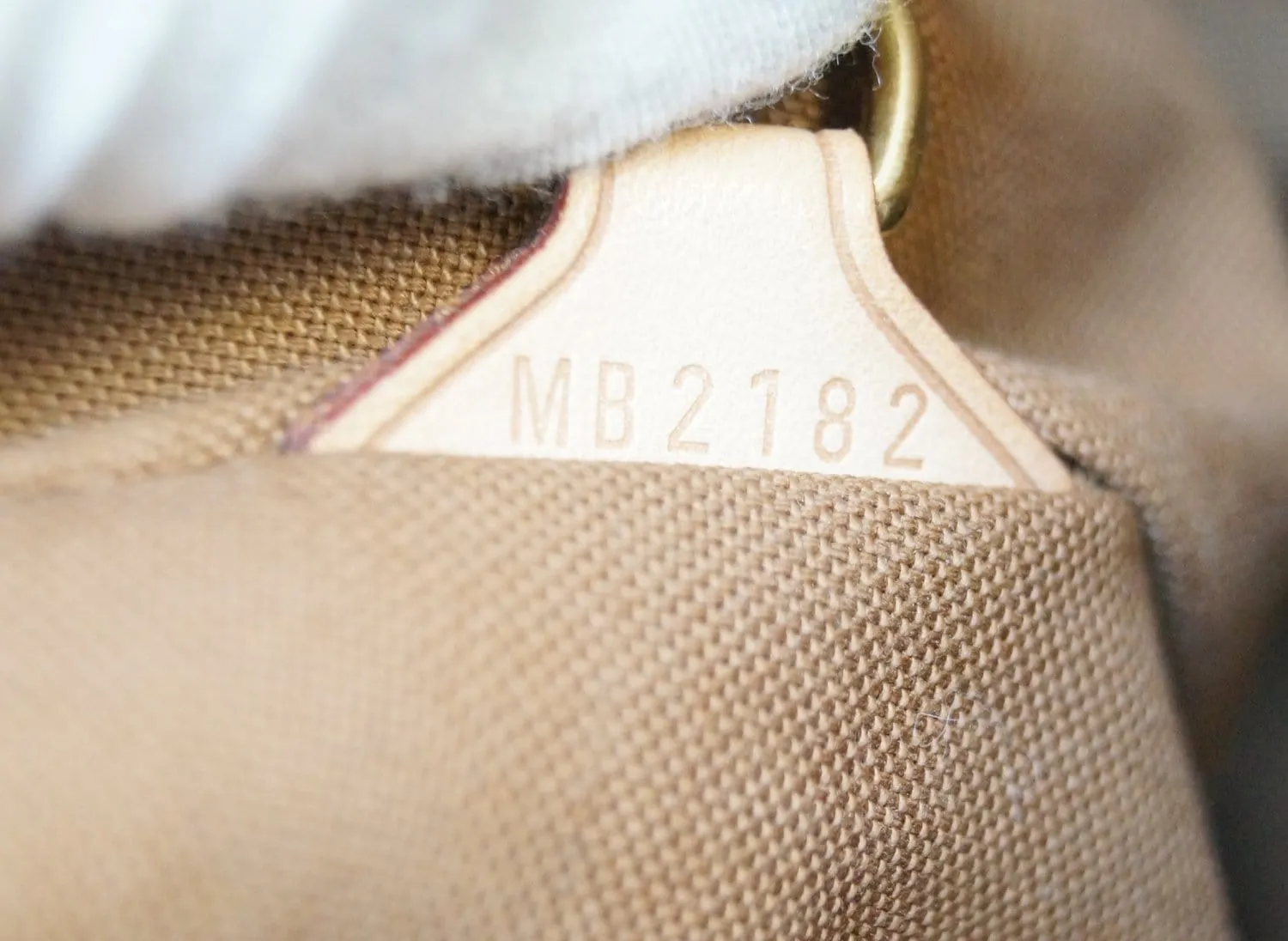 LOUIS VUITTON Tivoli GM Monogram Canvas  Brown Shoulder Bag