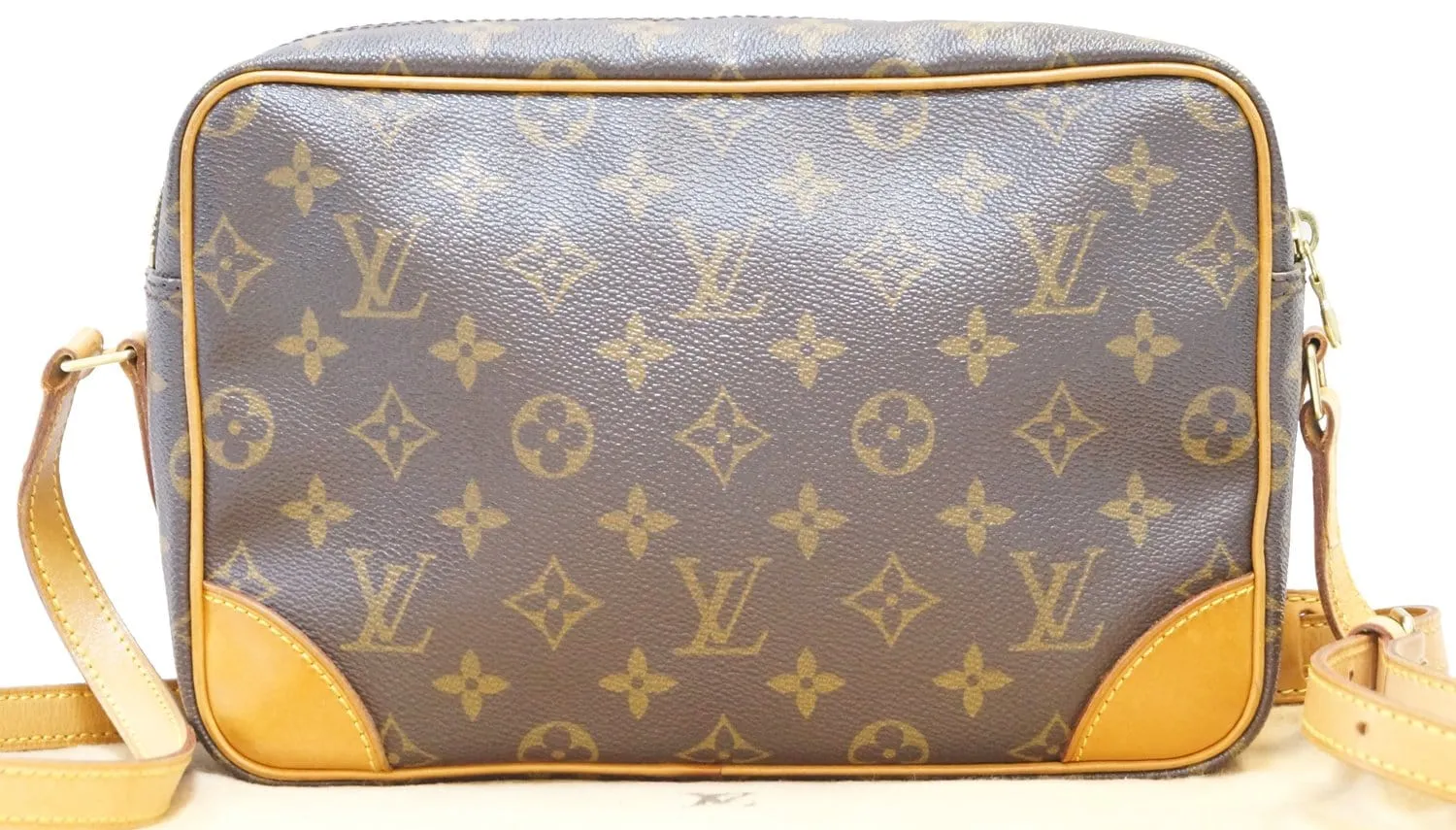 LOUIS VUITTON Trocadero 27 Monogram Canvas  Shoulder Bag