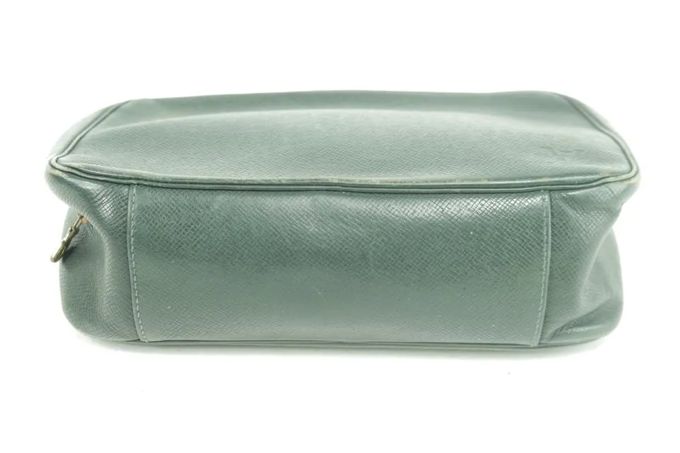 Louis Vuitton Trousse Toilery Pouch GM Taiga Leather Green 232555