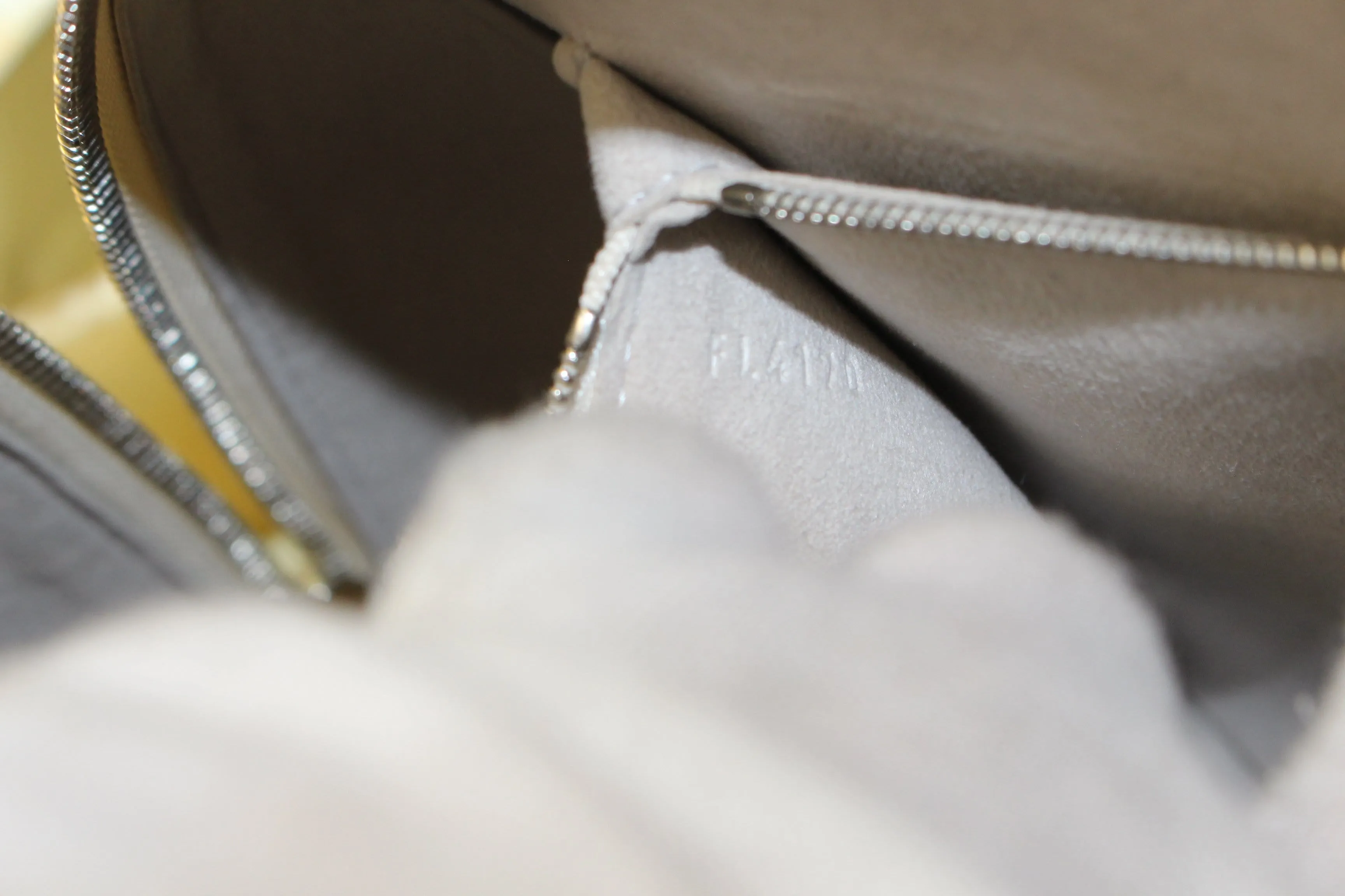 LOUIS VUITTON White Epi Leather Pont-Neuf GM Satchel Bag