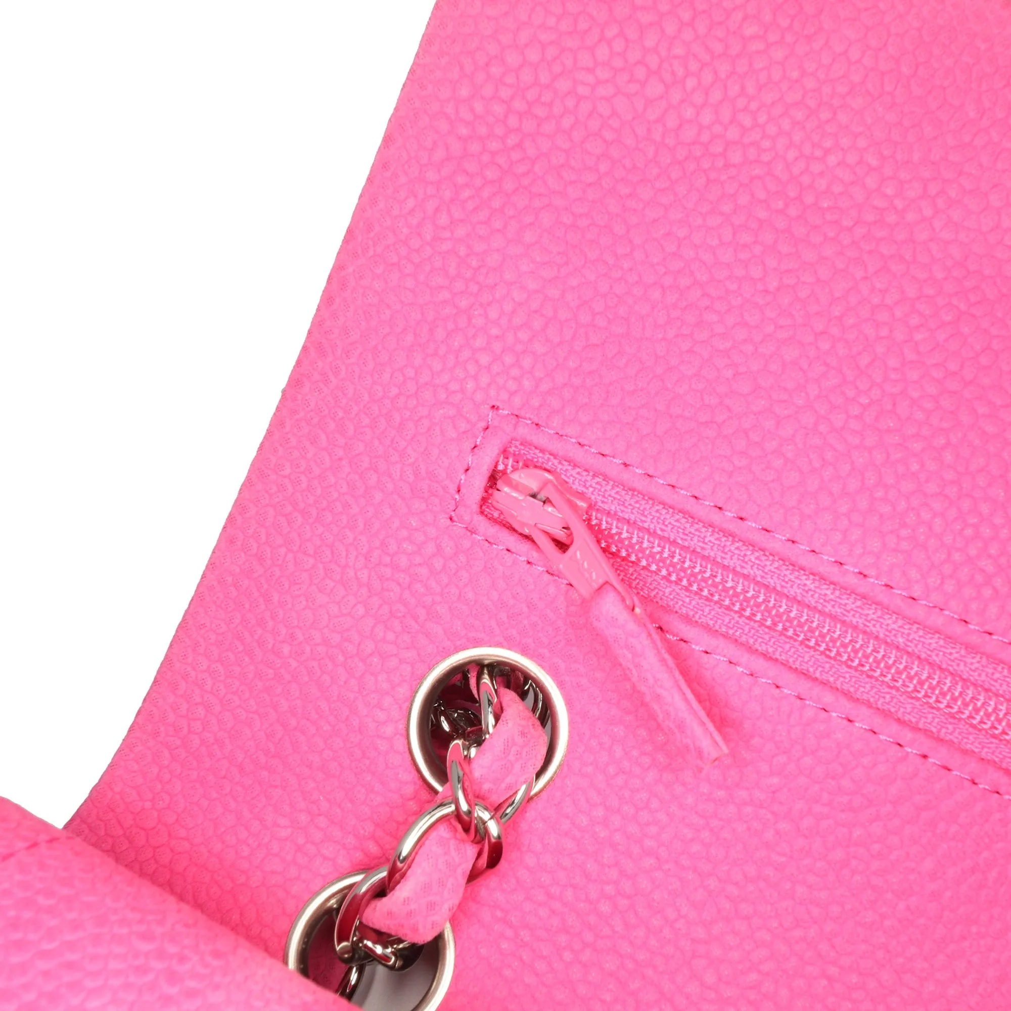 Medium Classic Caviar Double Flap