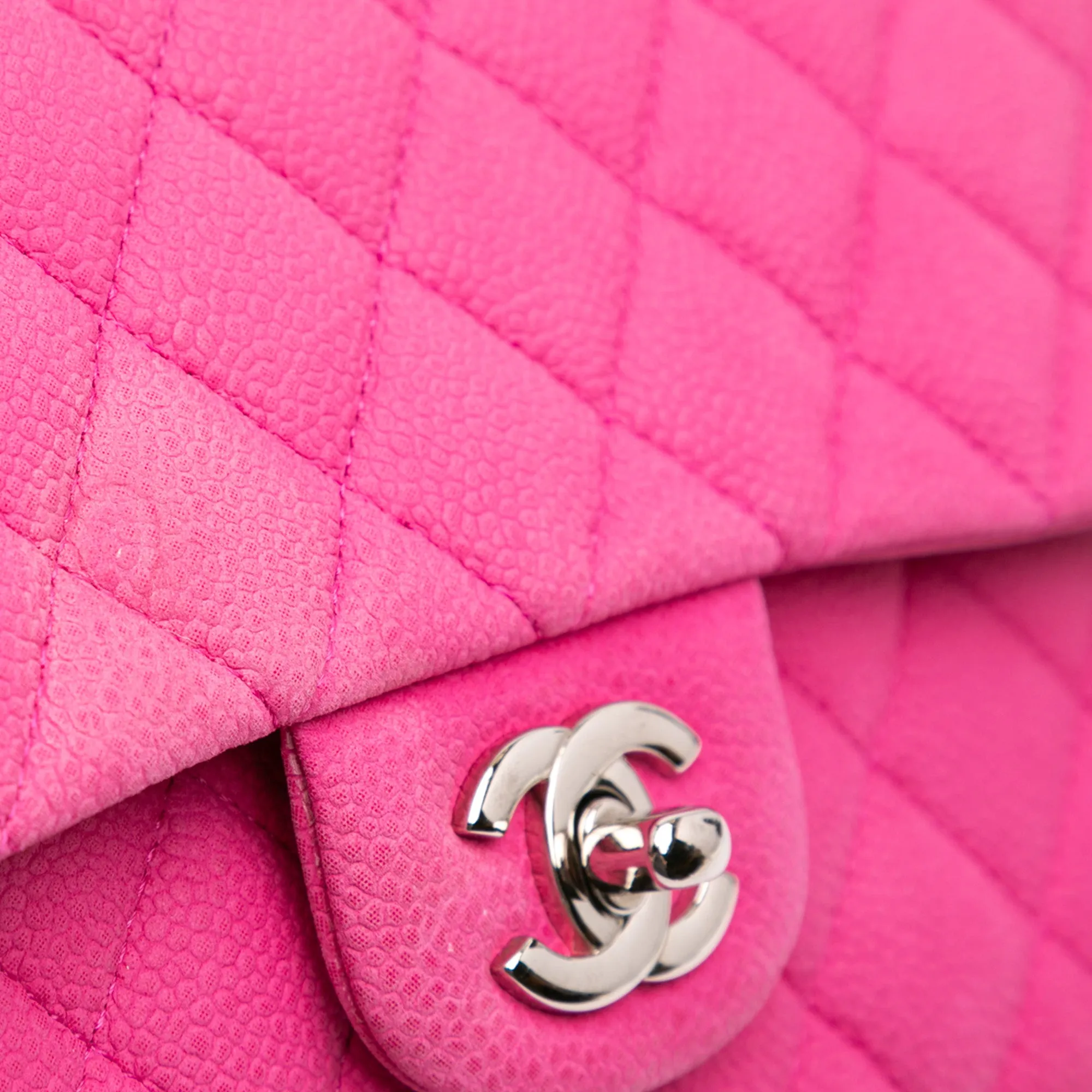 Medium Classic Caviar Double Flap