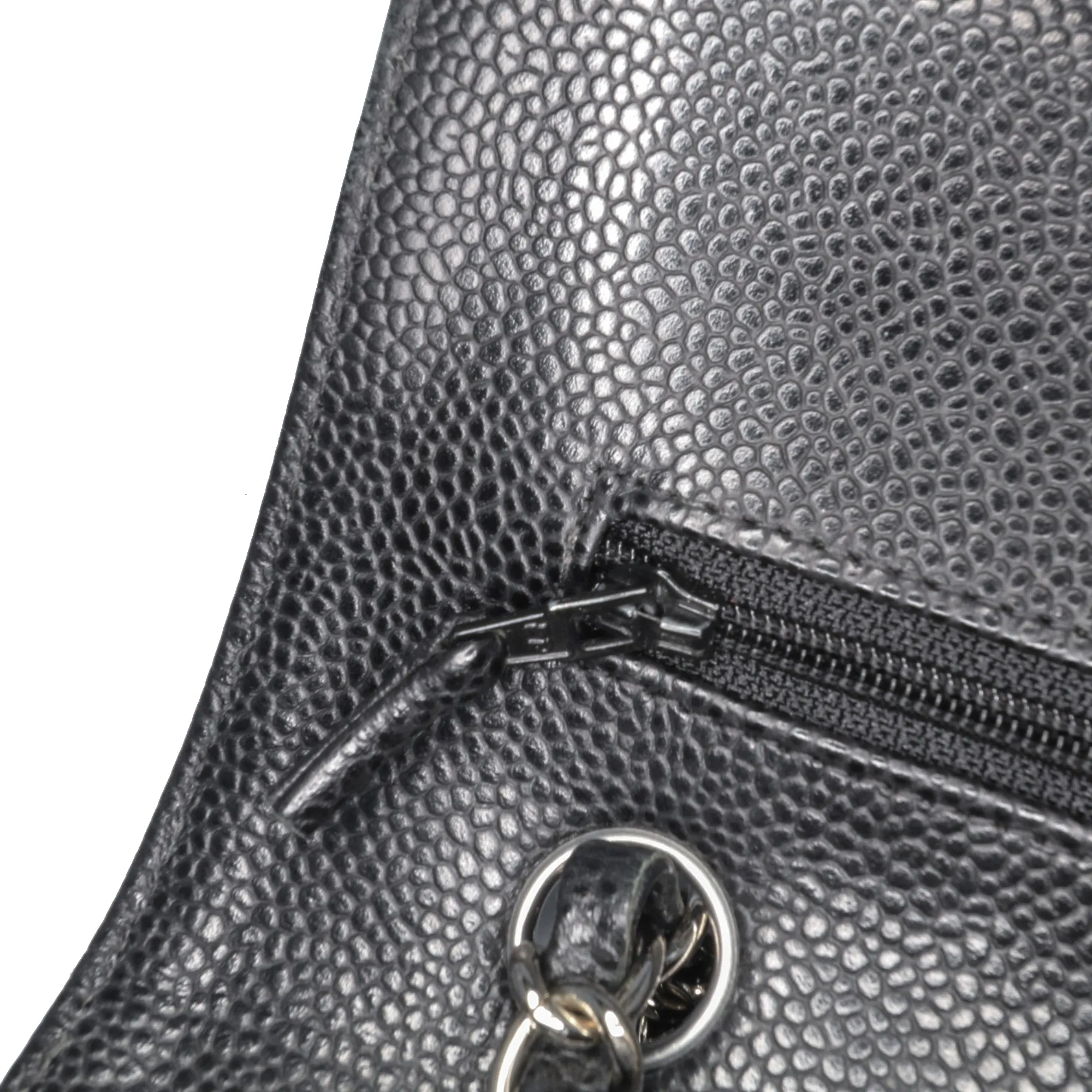 Medium Classic Caviar Double Flap