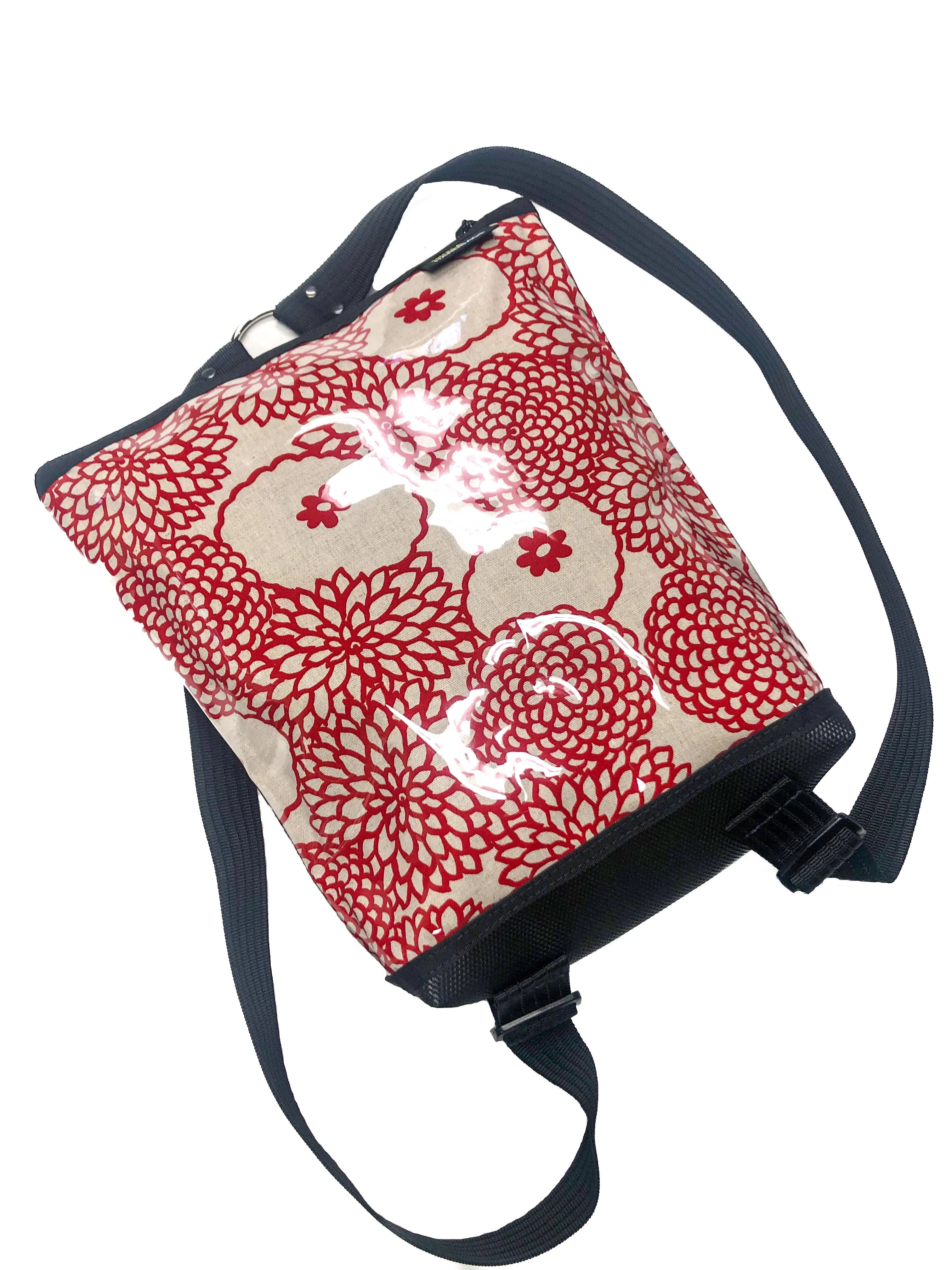 Middle Backpack in red mum