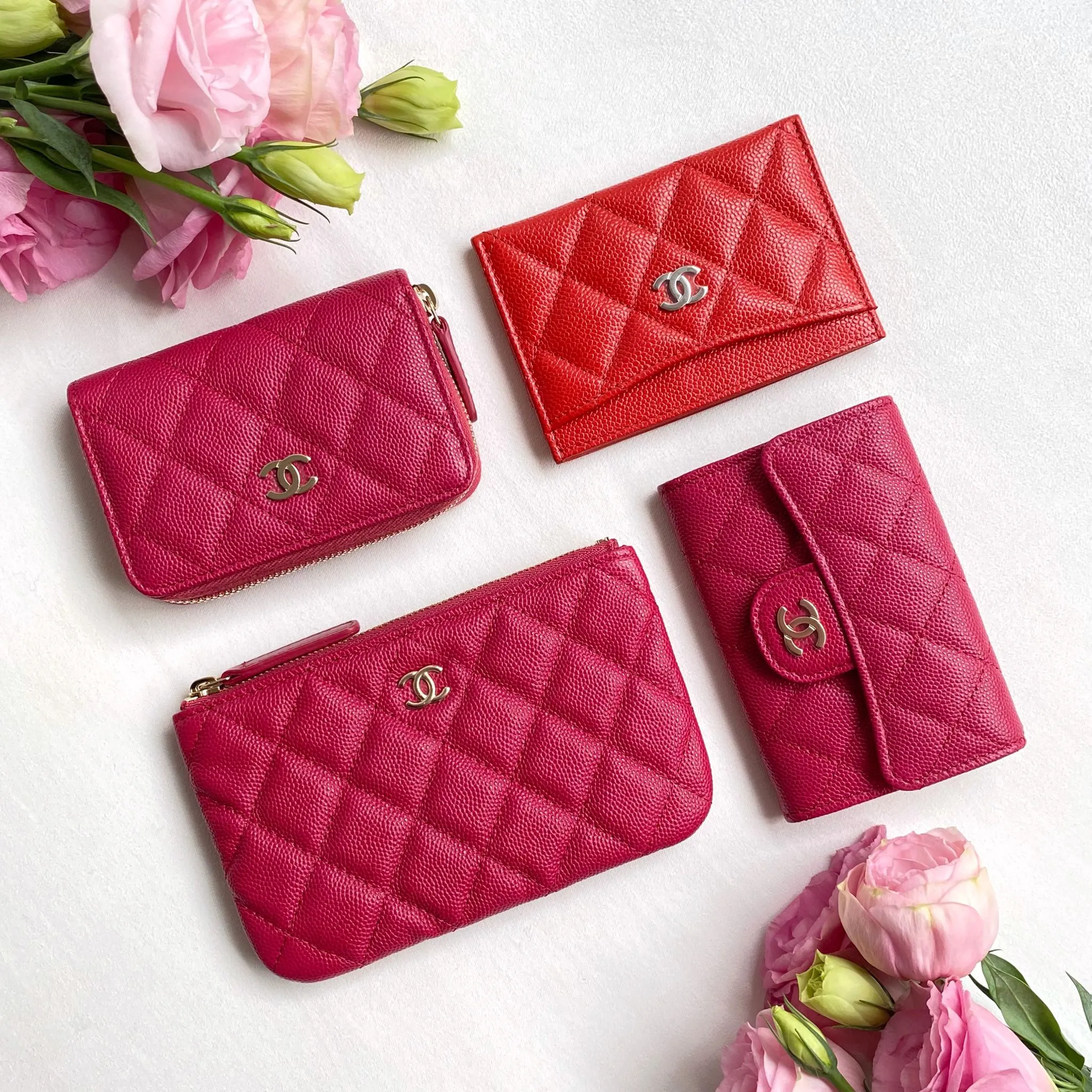 Mini O Case Pouch in 21A Raspberry Caviar