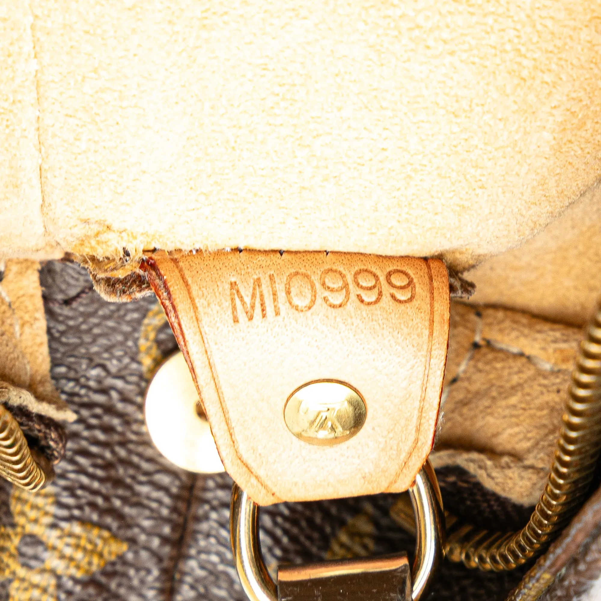 Monogram Looping GM