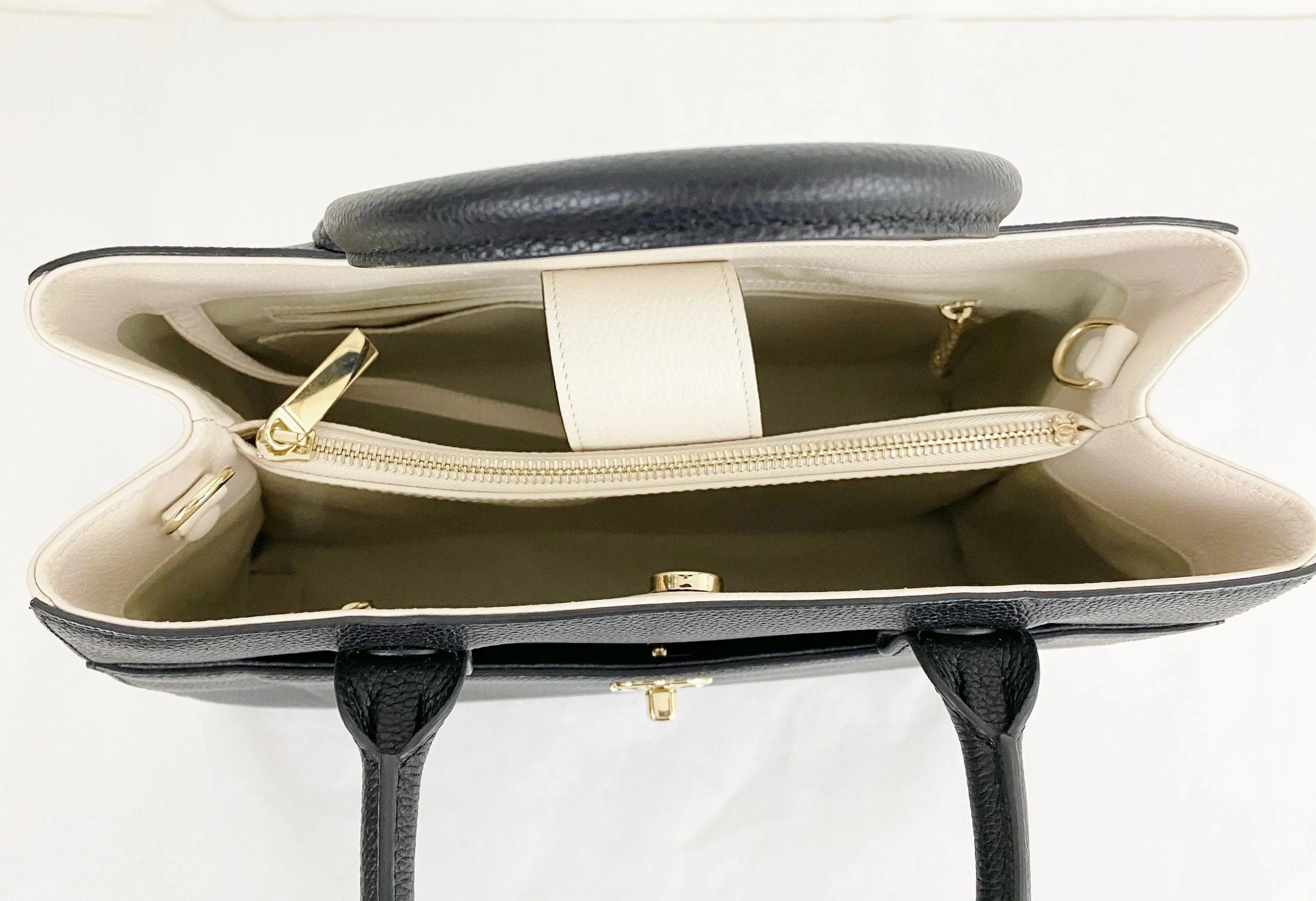 NEW Chanel Neo Executive Satchel W/Strap & Box