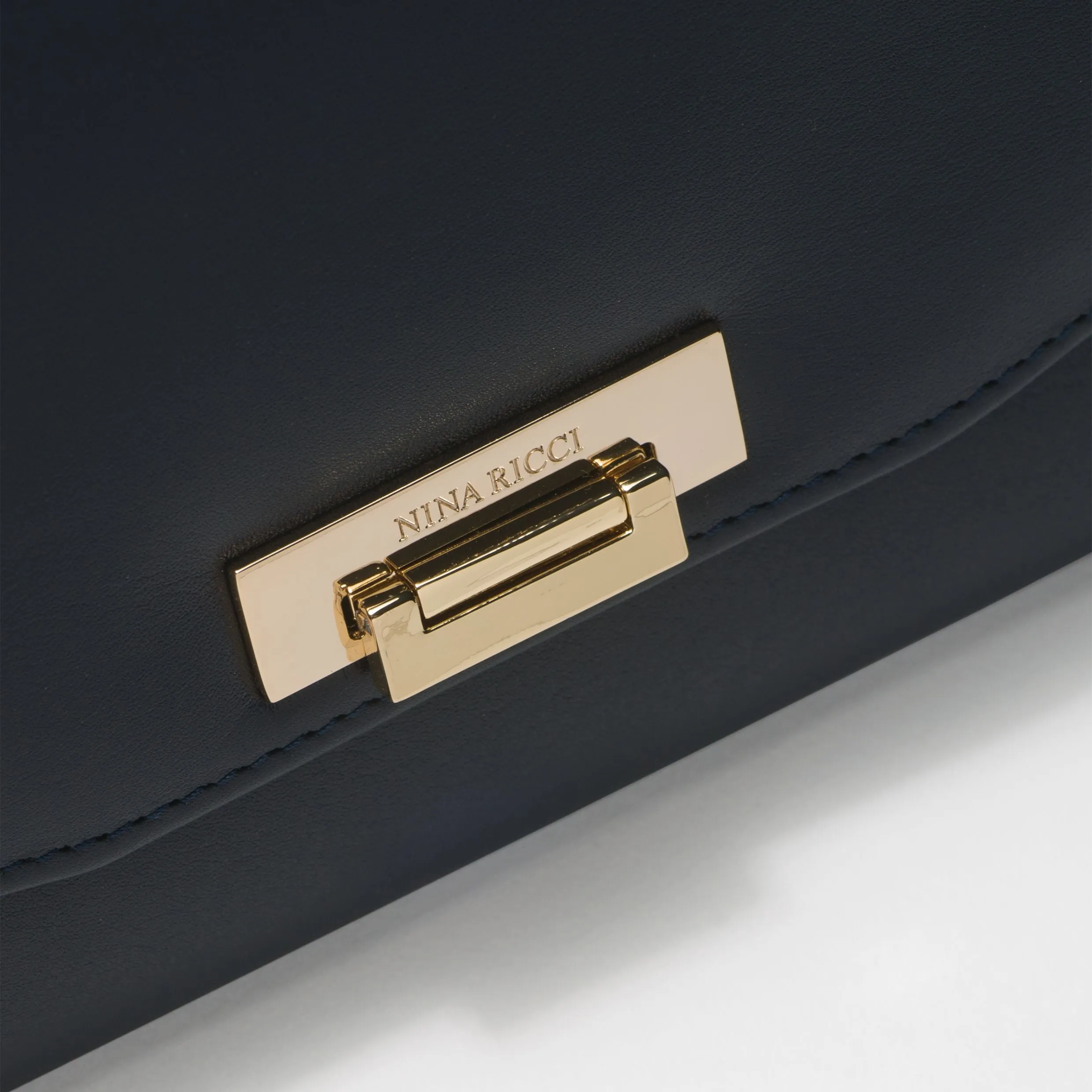 Nina Ricci RLE732N -iPad pouch Fermoir Marine