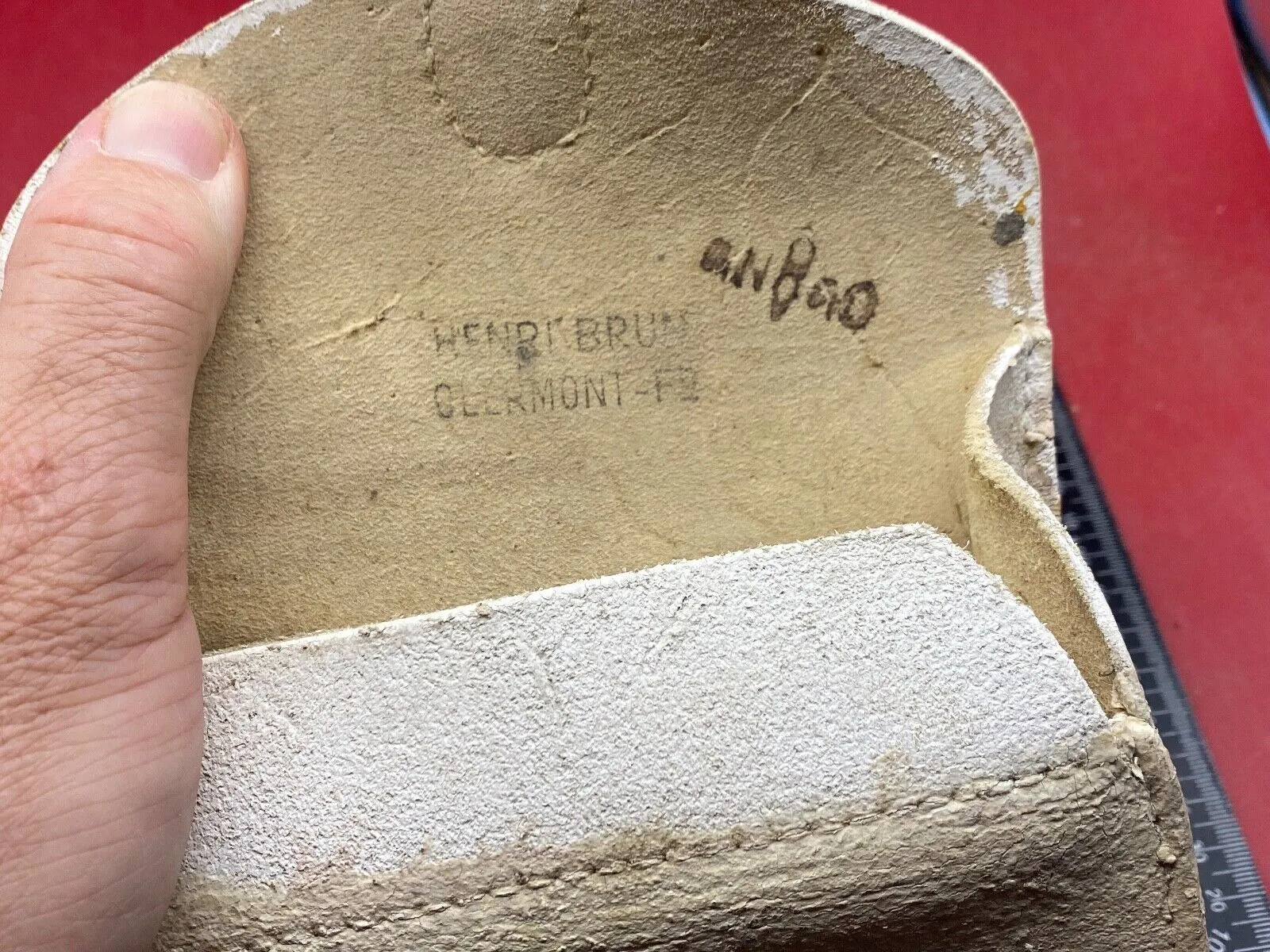 Original French Label Rifle Parade White Buff Leather Pouch