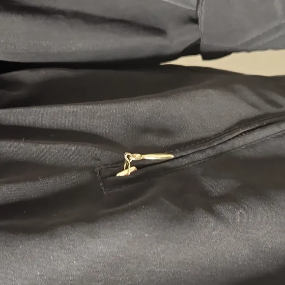Outbrook  black and tan  hooded rain technical windbreaker jacket size small.