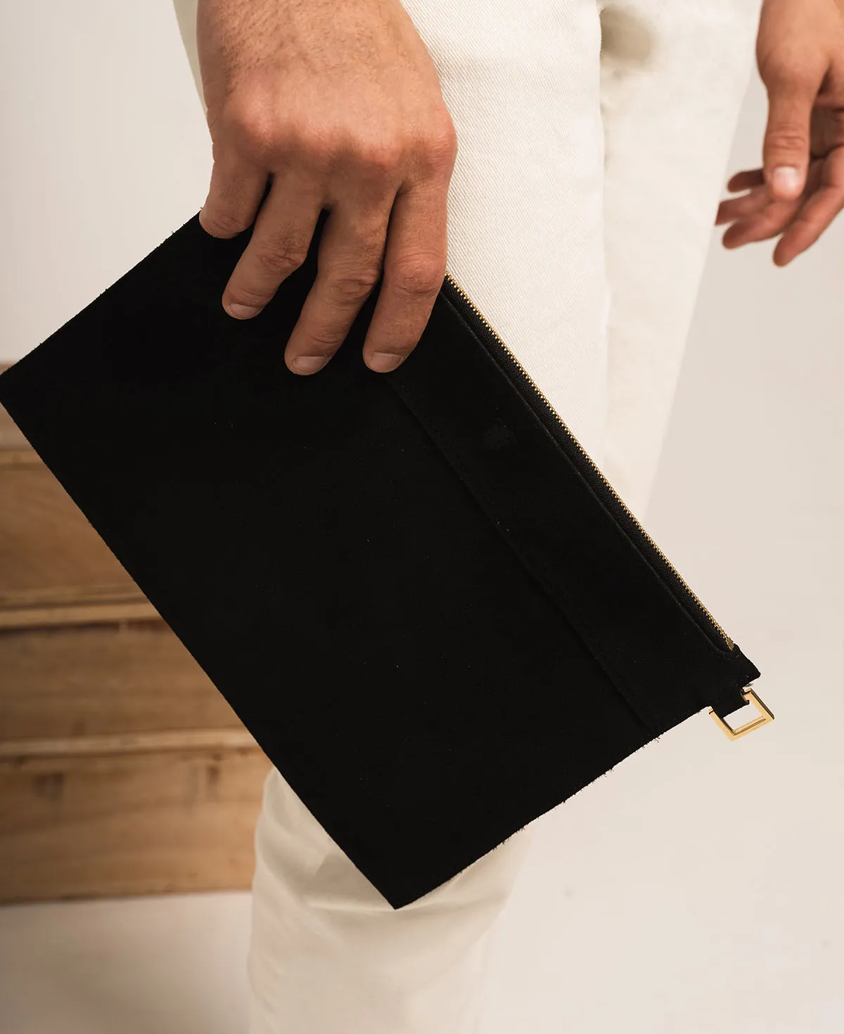 POUCH MEDIUM BLACK