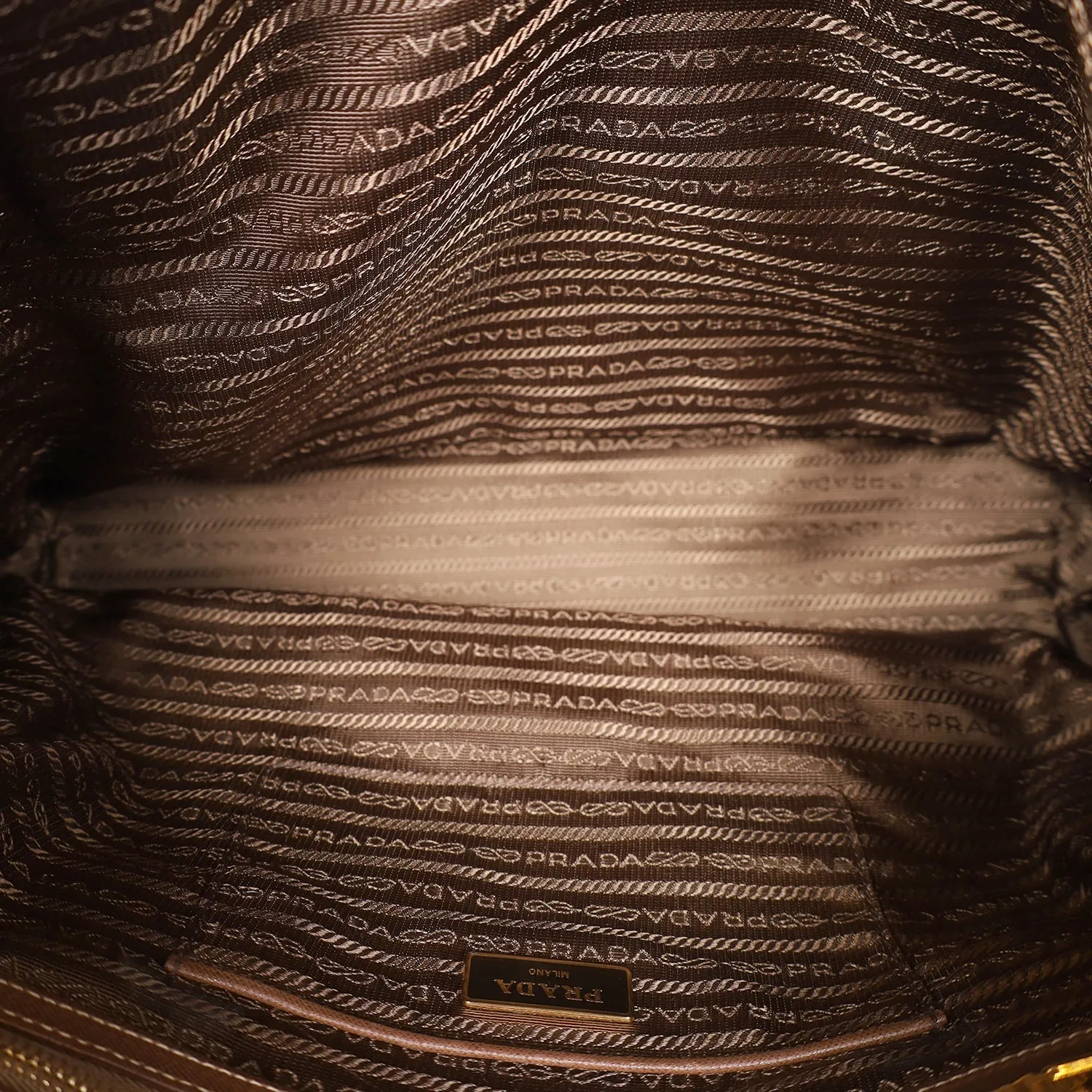 Re-Nylon Tessuto Shoulder Bag Tote