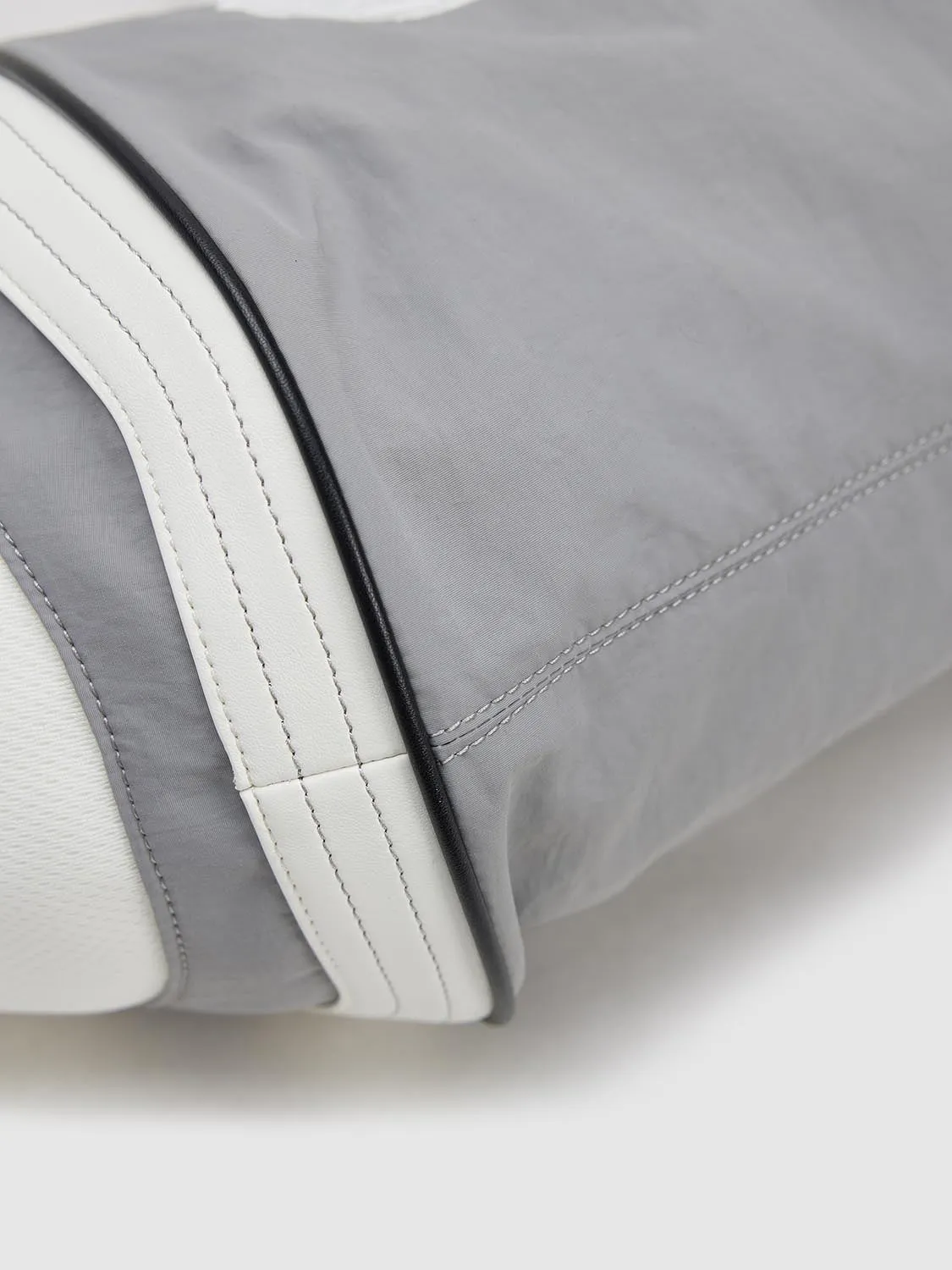 Shoulder Bags
