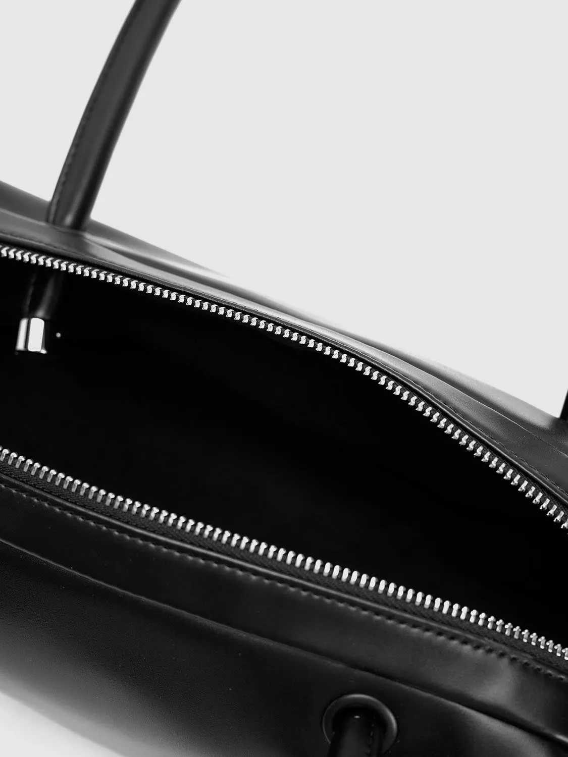Shoulder Bags