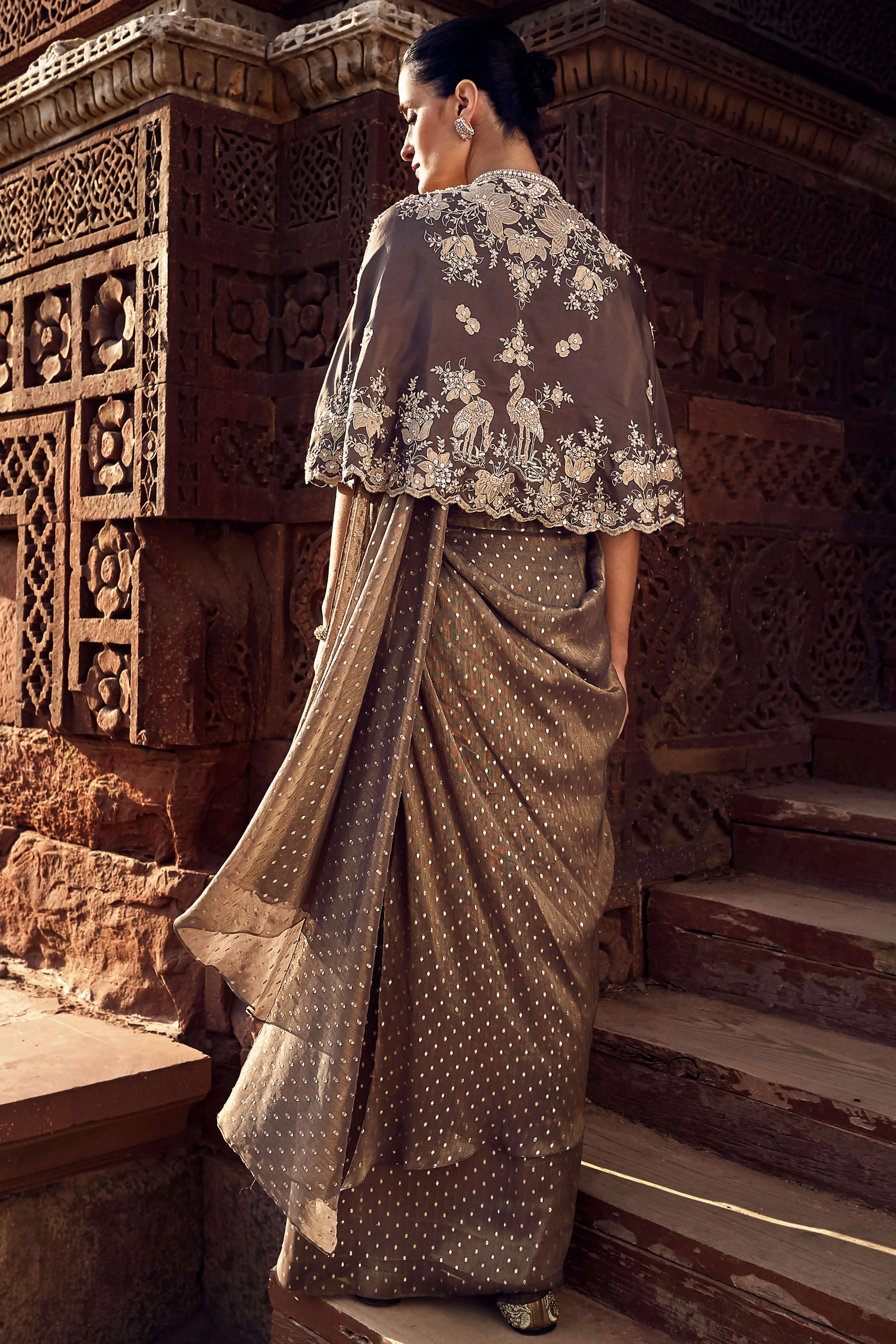 Sona patti multani mini cape and stitched sari set