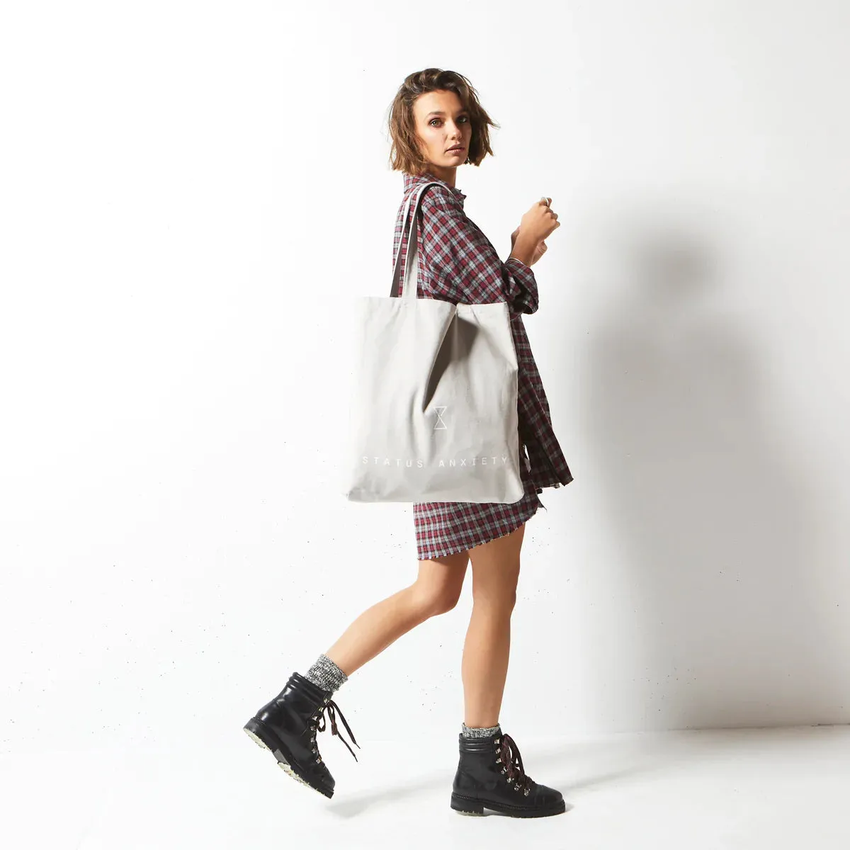STATUS ANXIETY FIRST GLANCE LIGHT GREY L