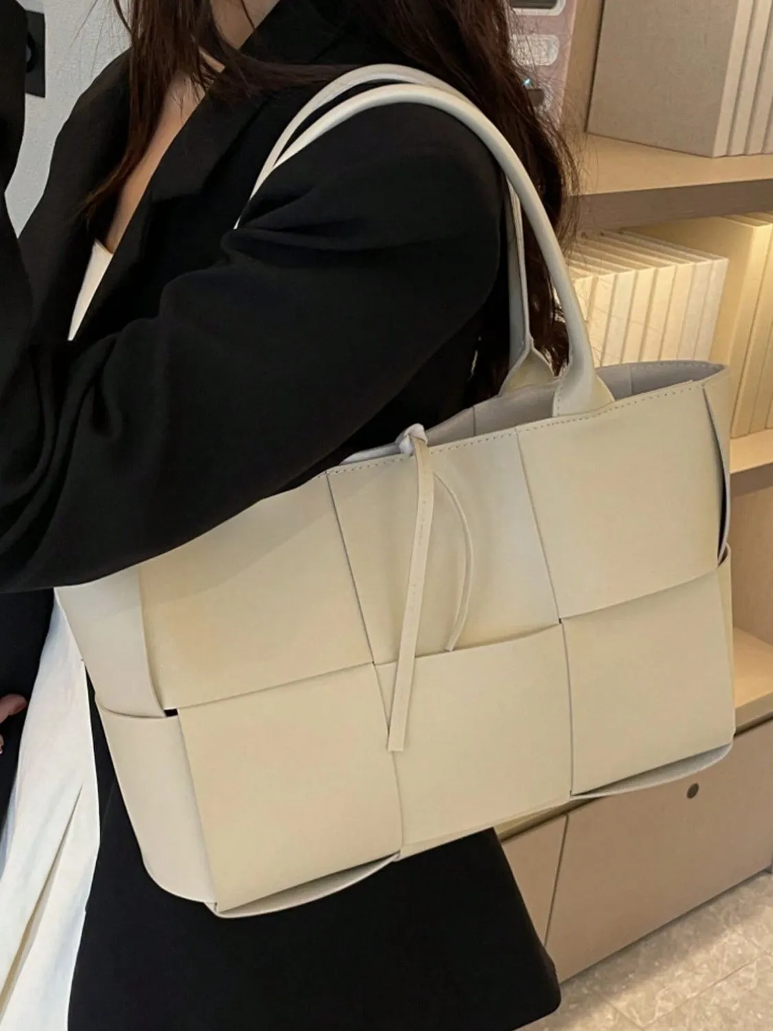 Stylish PU leather woven handbag and Clutch Set