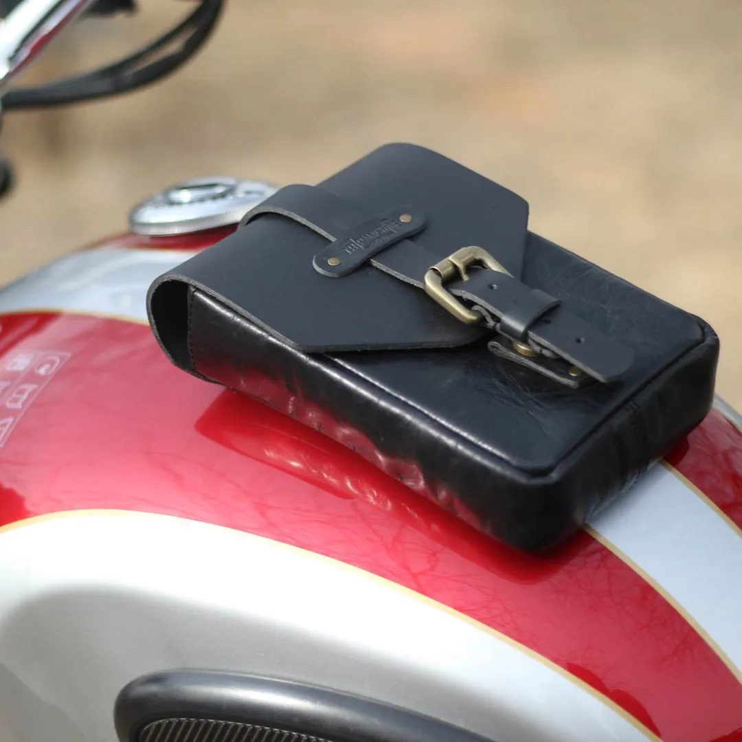 TANK POUCH - BLACK