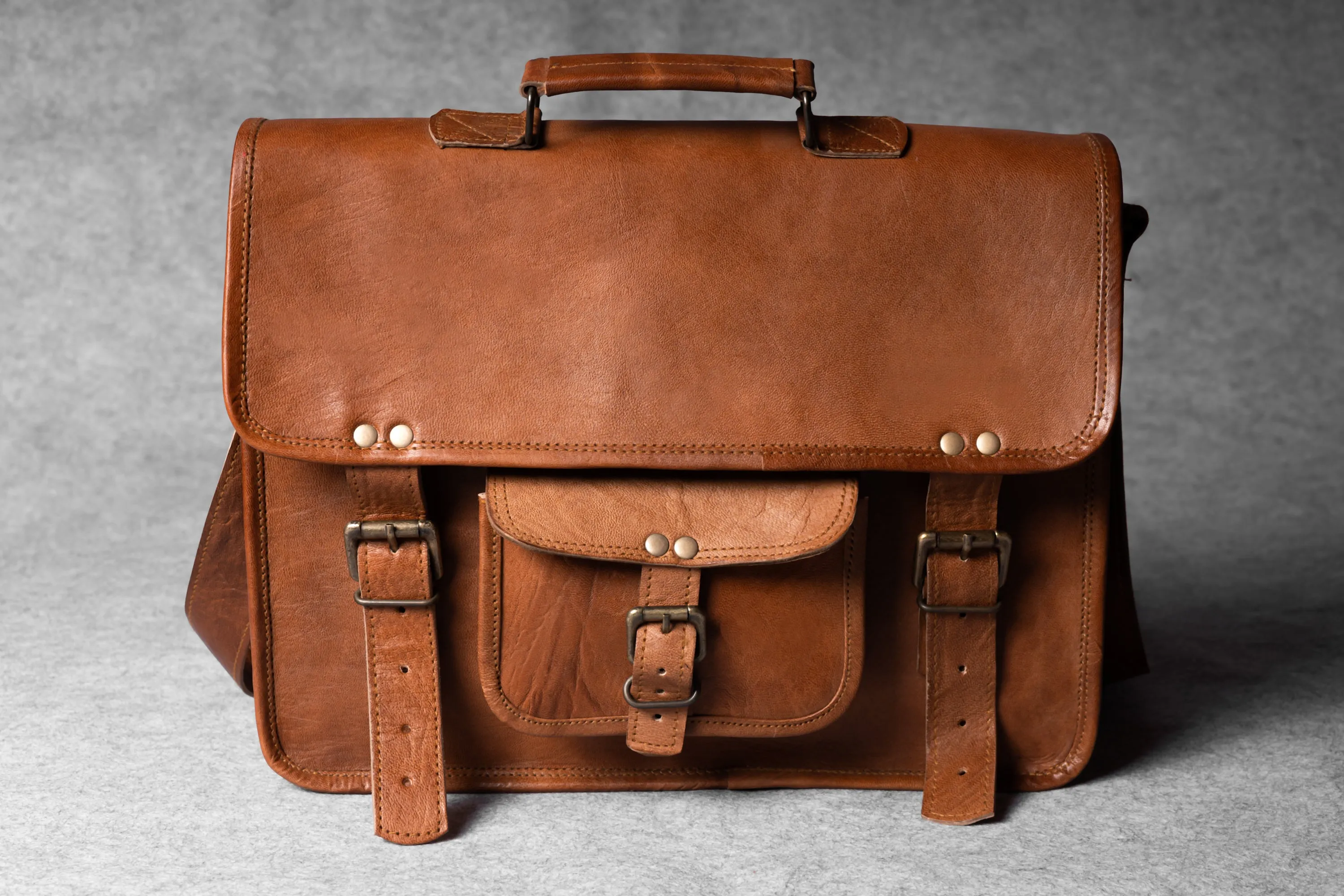 Timeless Classic Vintage Leather Messenger Bag