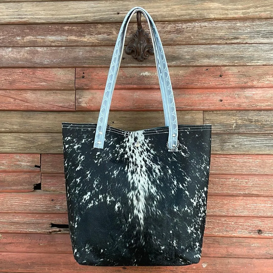 Trisha - B&W Speckle w/ Blank Slate