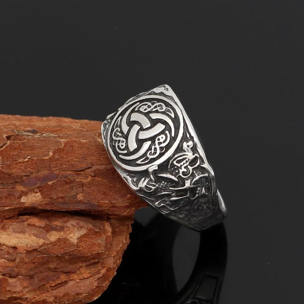 Valknut Ring