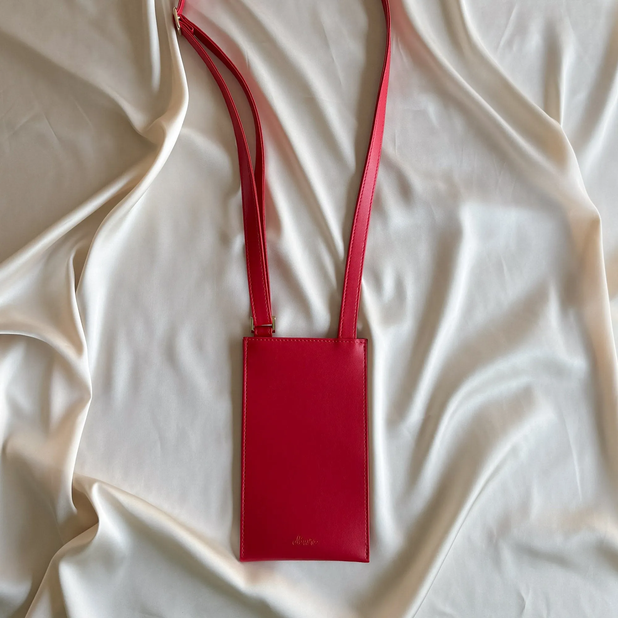 Vanilla Vegan Apple Leather Pouch | Red